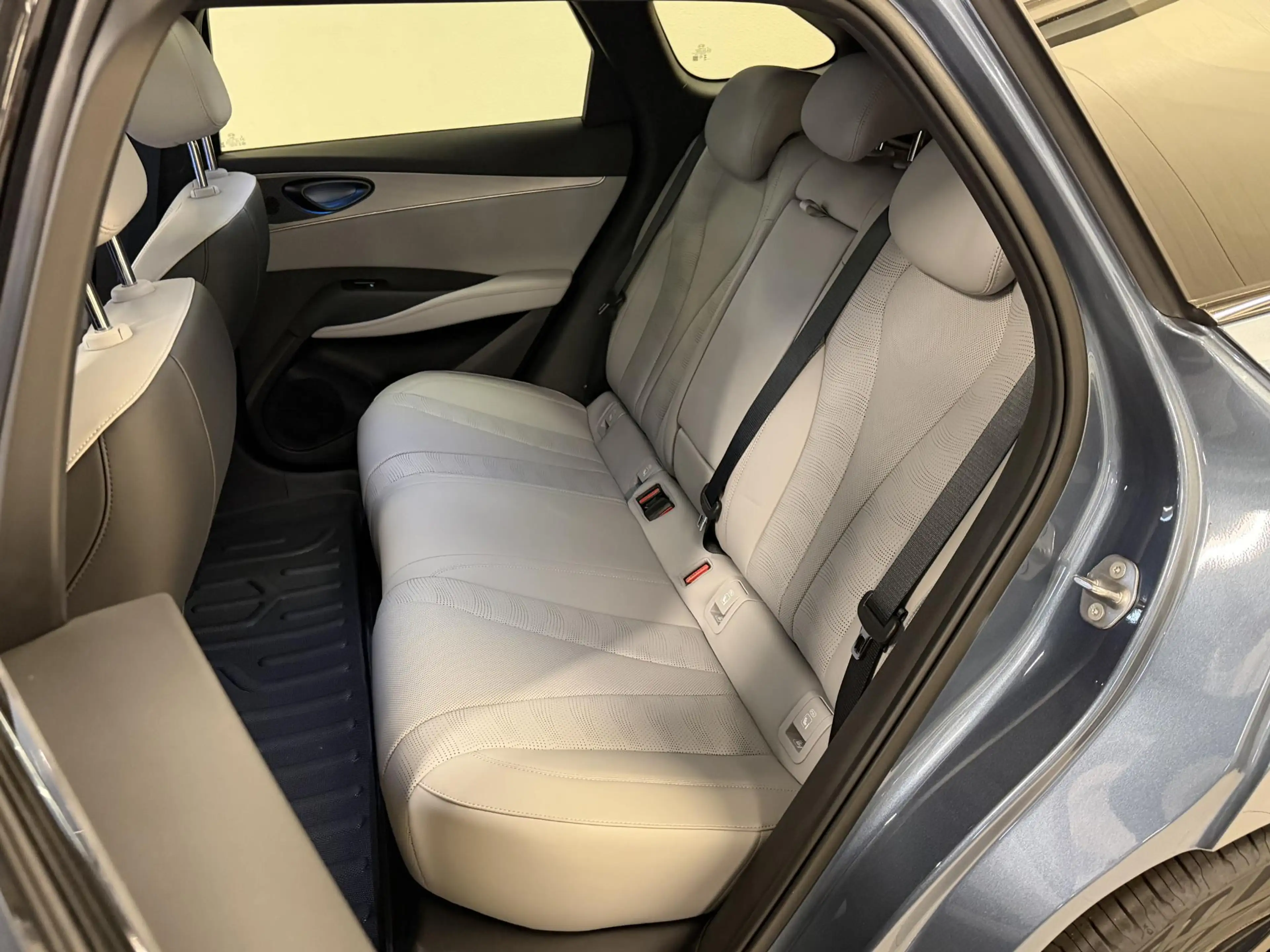 BYD Seal 6 Touring 1.5 DM-i Comfort | Leder | Panoramadak | T — photo 8