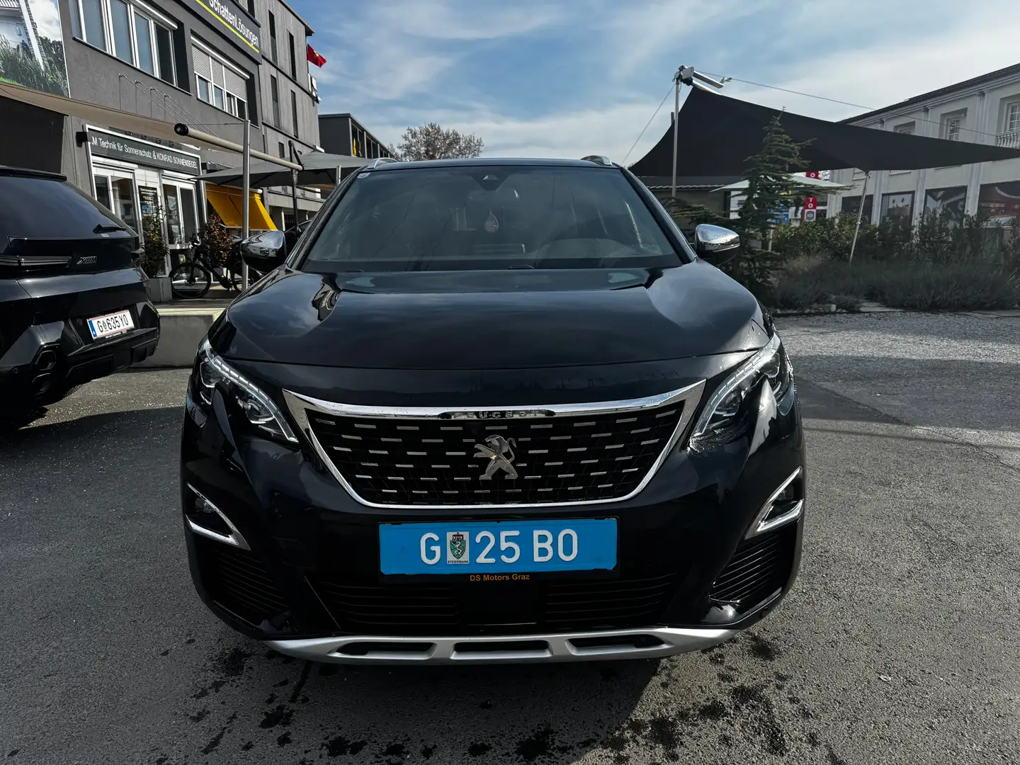 Peugeot 3008 3008 2,0 BlueHDi 180 EAT8 GT *PANO; FOCAL; NAPPA* Schwarz - 2