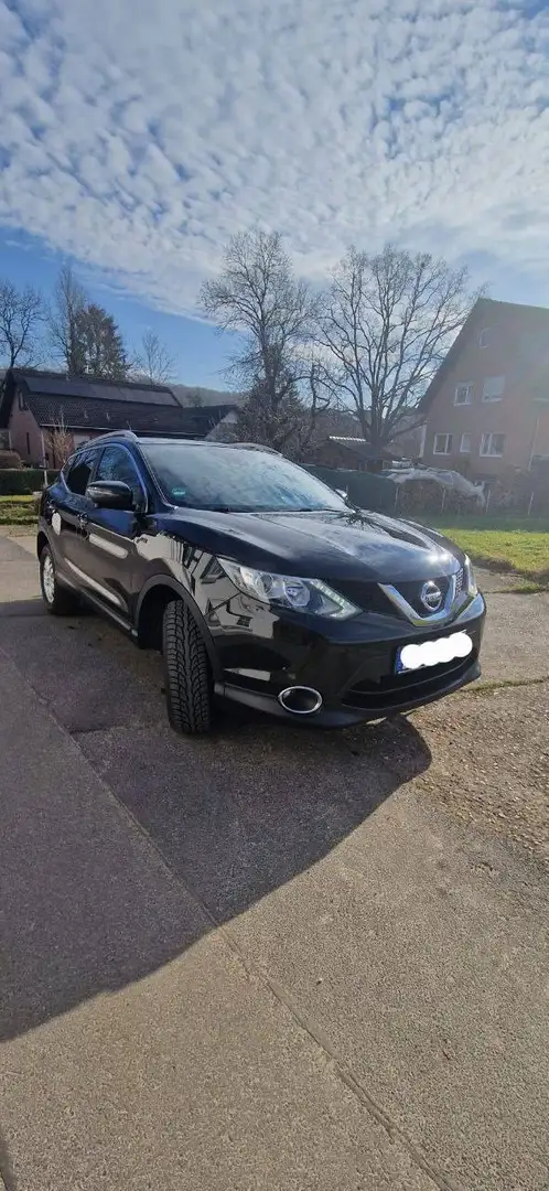 Nissan Qashqai 1.6 dCi Black Edition - 1