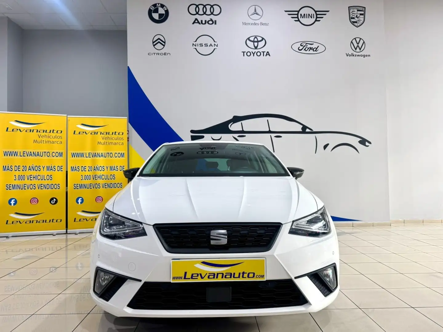 SEAT Ibiza 1.0 TSI S&S Style 110 Blanco - 2
