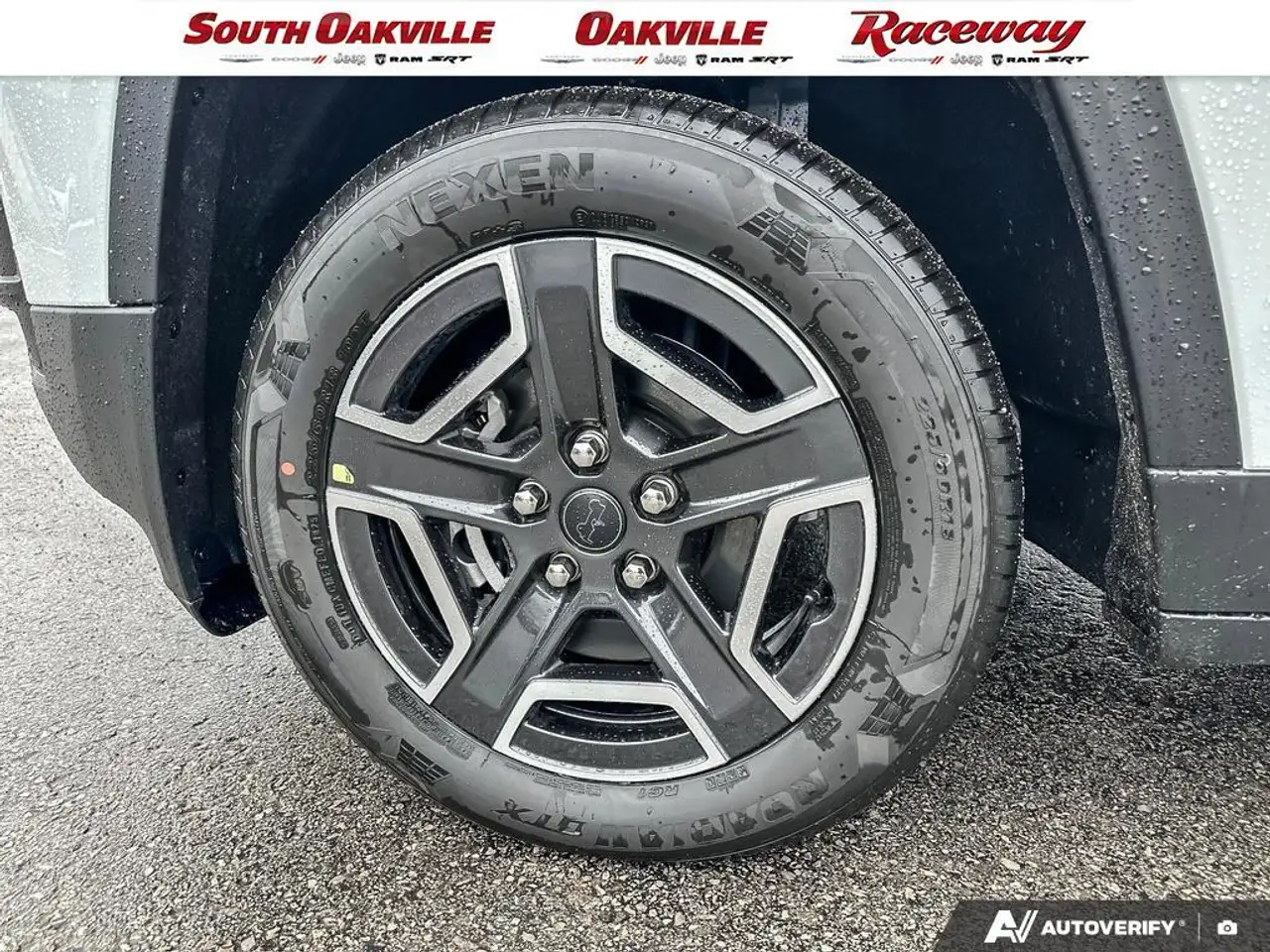 Jeep Cherokee снимка Jeep Cherokee