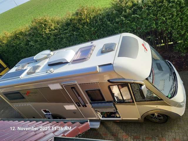 Caravans-Wohnm Carthago e-line I47 yachting