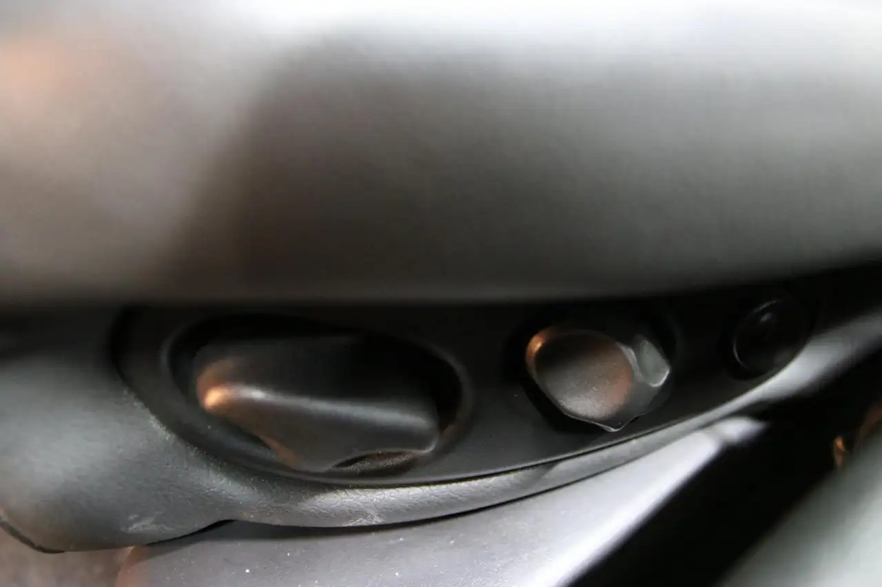 Jaguar XKR 4.0 V8 Coupé/ Historie aanwezig/ Parkeersensoren, foto 7