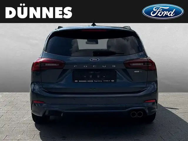 Ford Focus view 7
