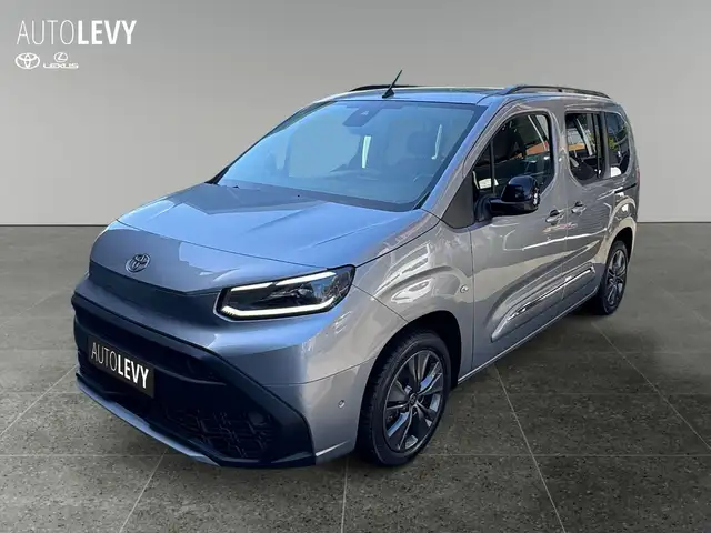 Toyota Proace City view 2