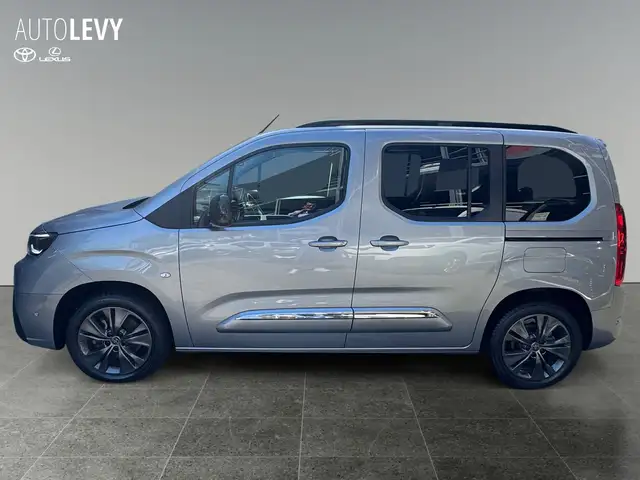 Toyota Proace City view 3