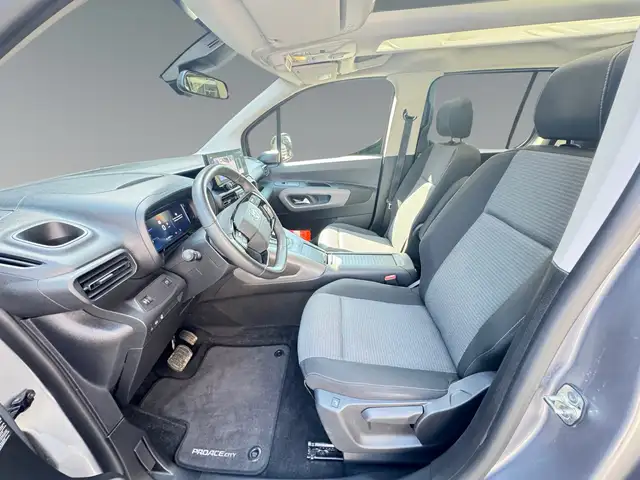 Toyota Proace City view 10