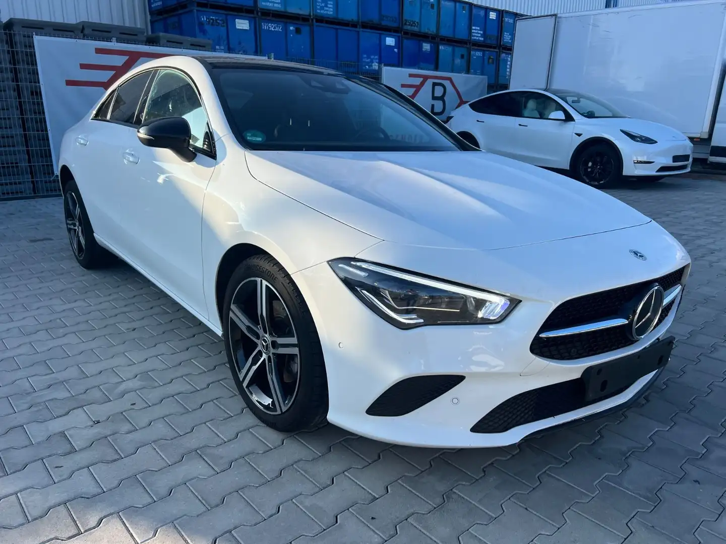 Mercedes-Benz CLA 200 Panorama LED LEDER Blanc - 2