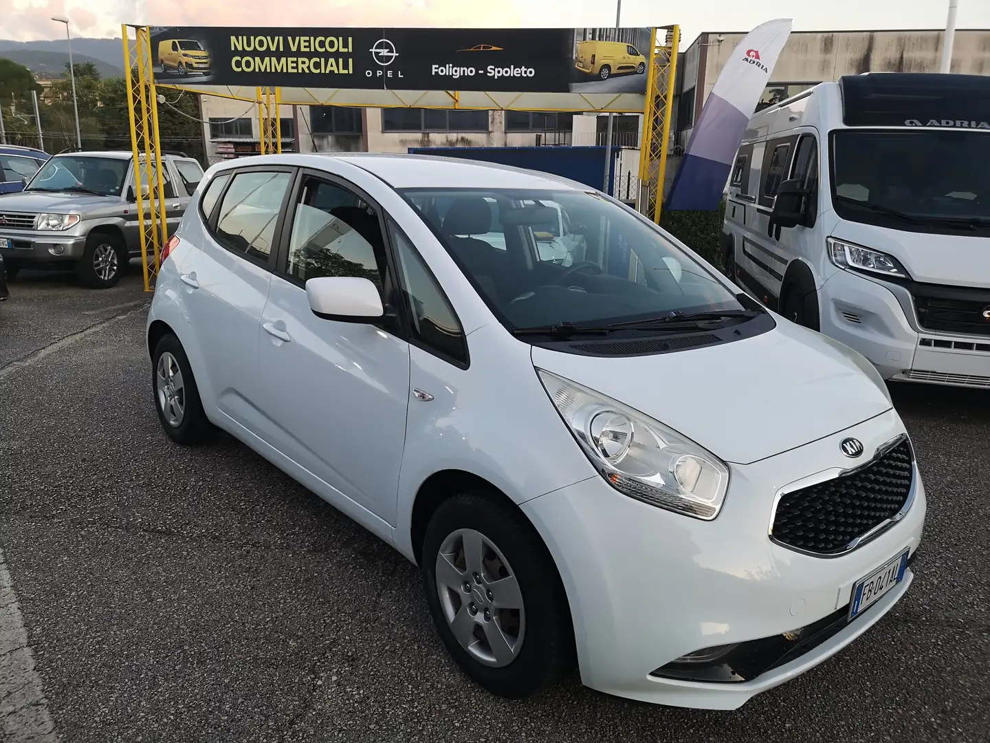Kia Venga Venga 1.4 Active eco Gpl OK PER NEOPATENTATI Bianco - 2