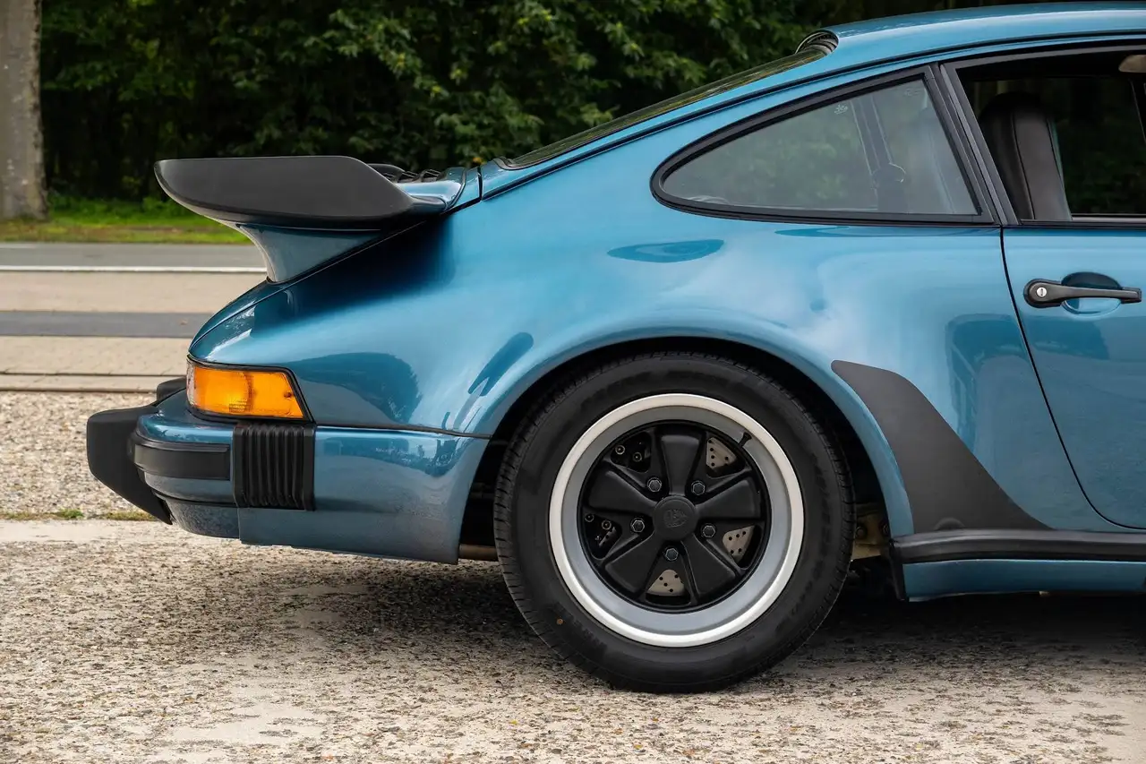 Porsche 930 Turbo | "Sonderwünsche” factory specification, foto 4