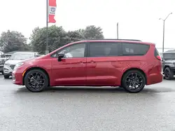 Chrysler Pacifica 2024