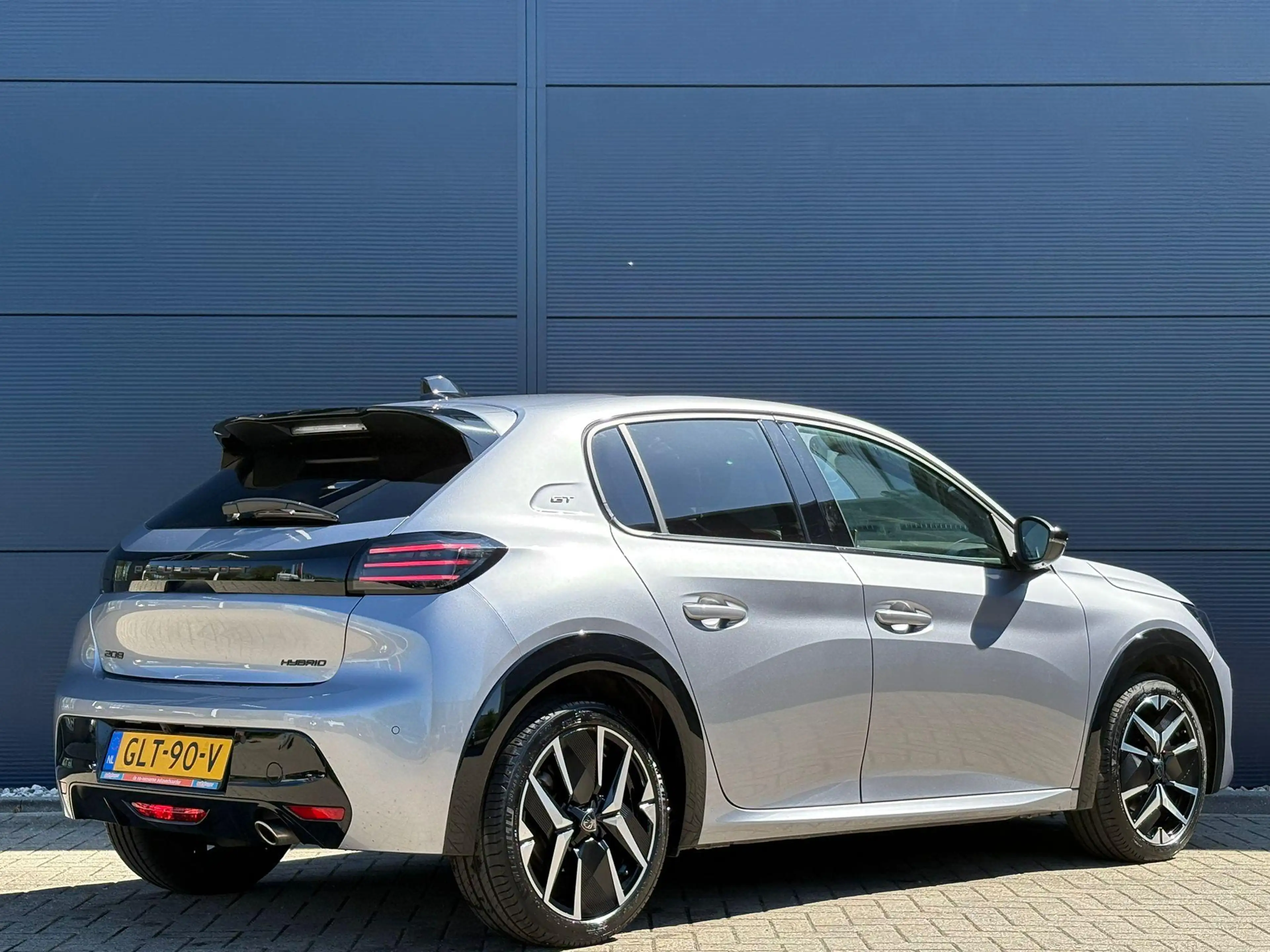 Peugeot 208 1.2 Hybrid 100 e-DCS6 GT | Panoramadak | Camera | — photo 5