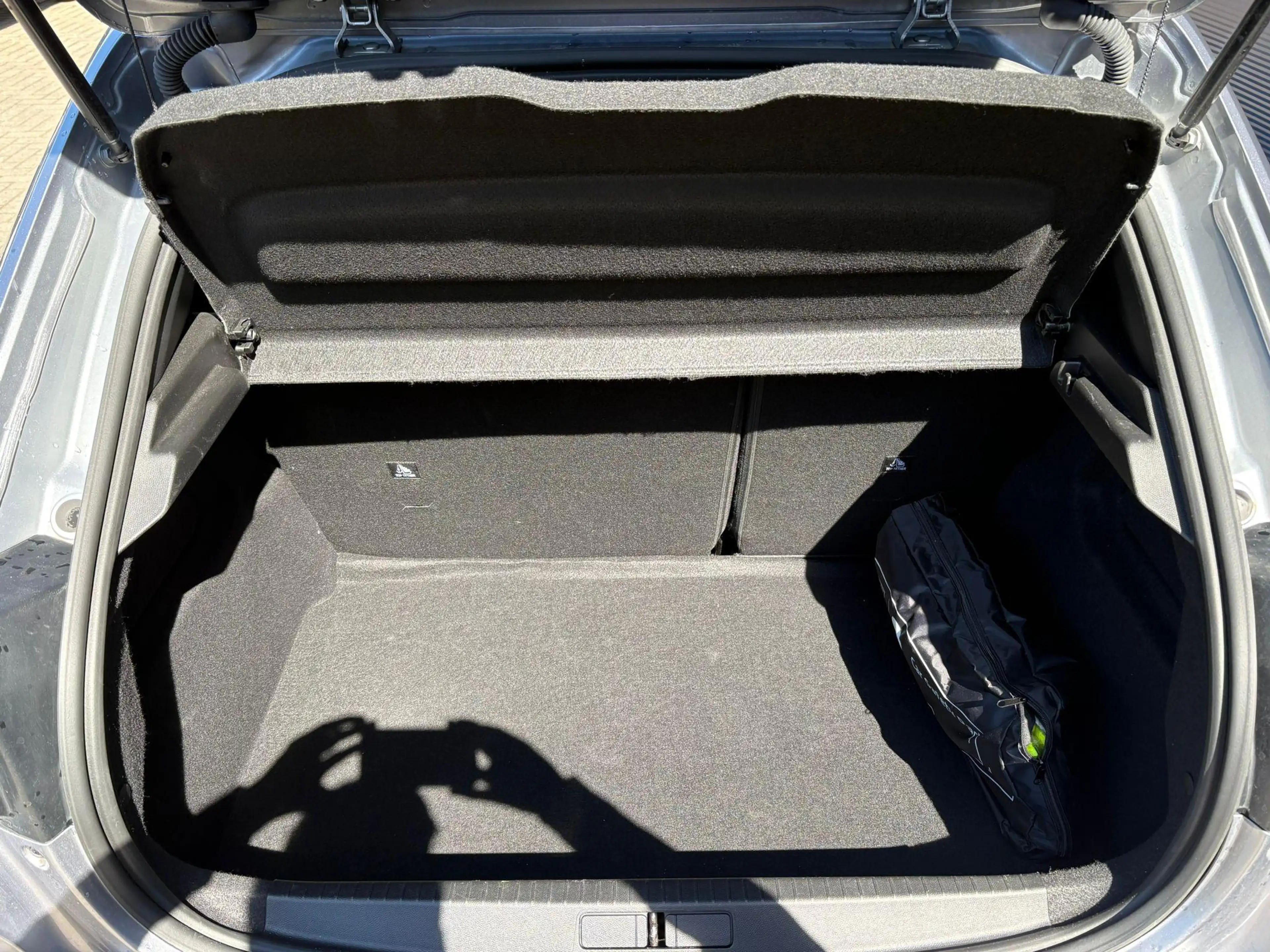 Peugeot 208 1.2 Hybrid 100 e-DCS6 GT | Panoramadak | Camera | — photo 10