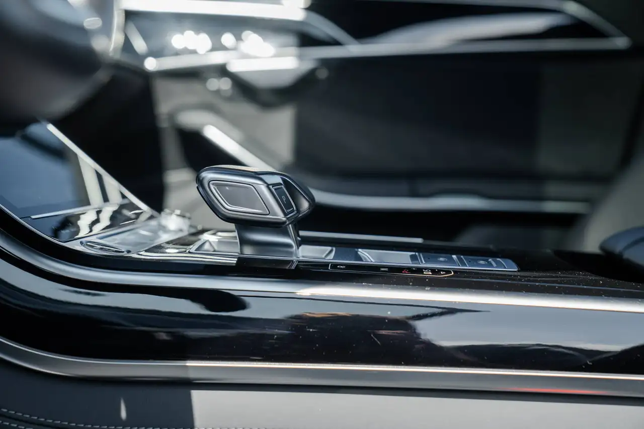 Audi A8 60 TFSIe S-LINE/MASSAGE/OPENDAK, миниатюра 11