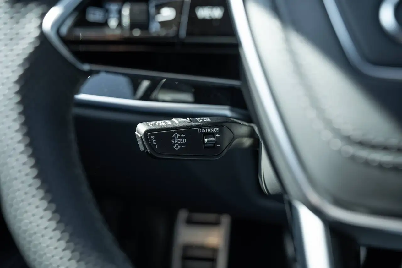 Audi A8 60 TFSIe S-LINE/MASSAGE/OPENDAK, миниатюра 14