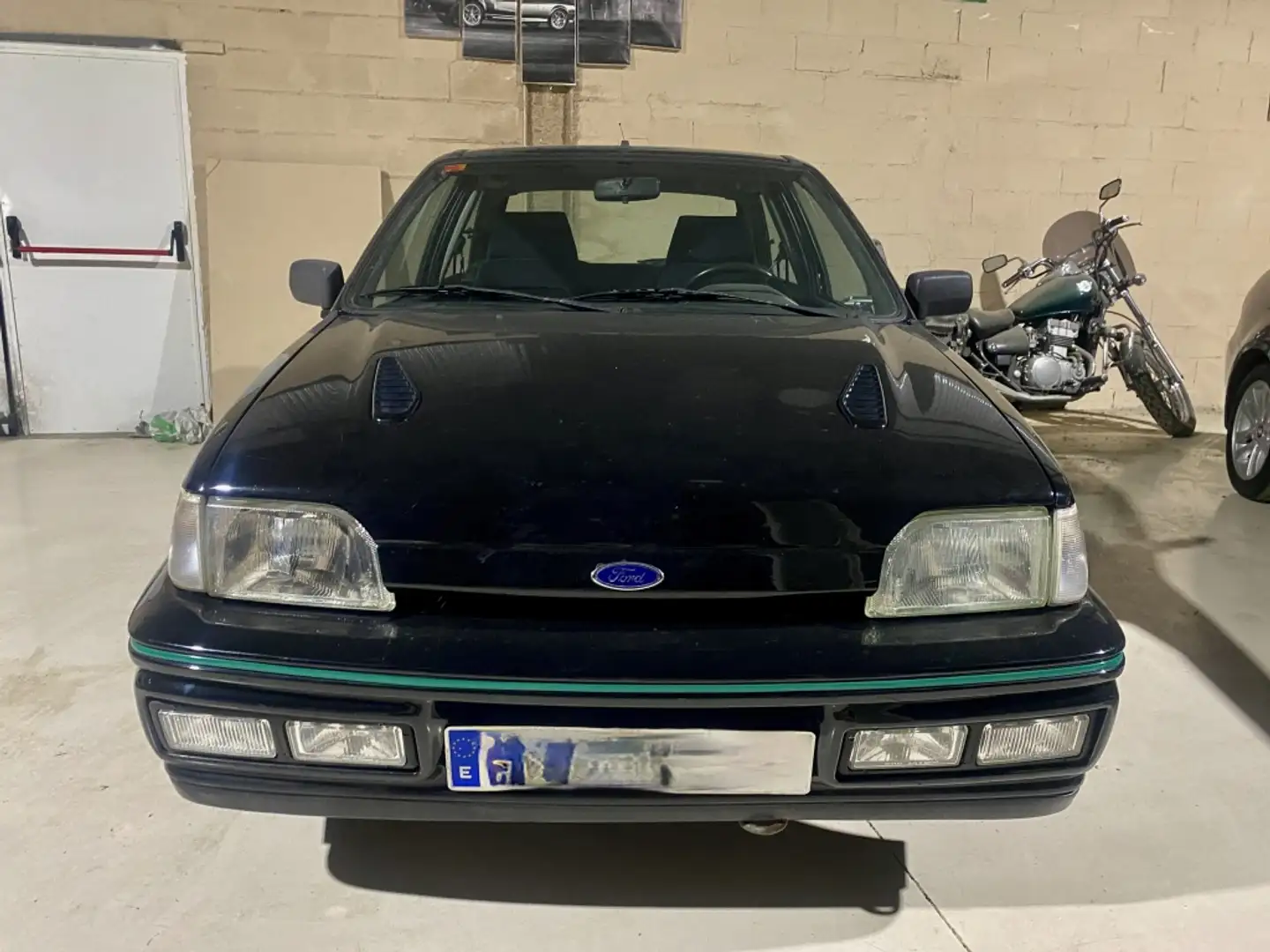 Ford Fiesta 1.6i Turbo Nero - 2