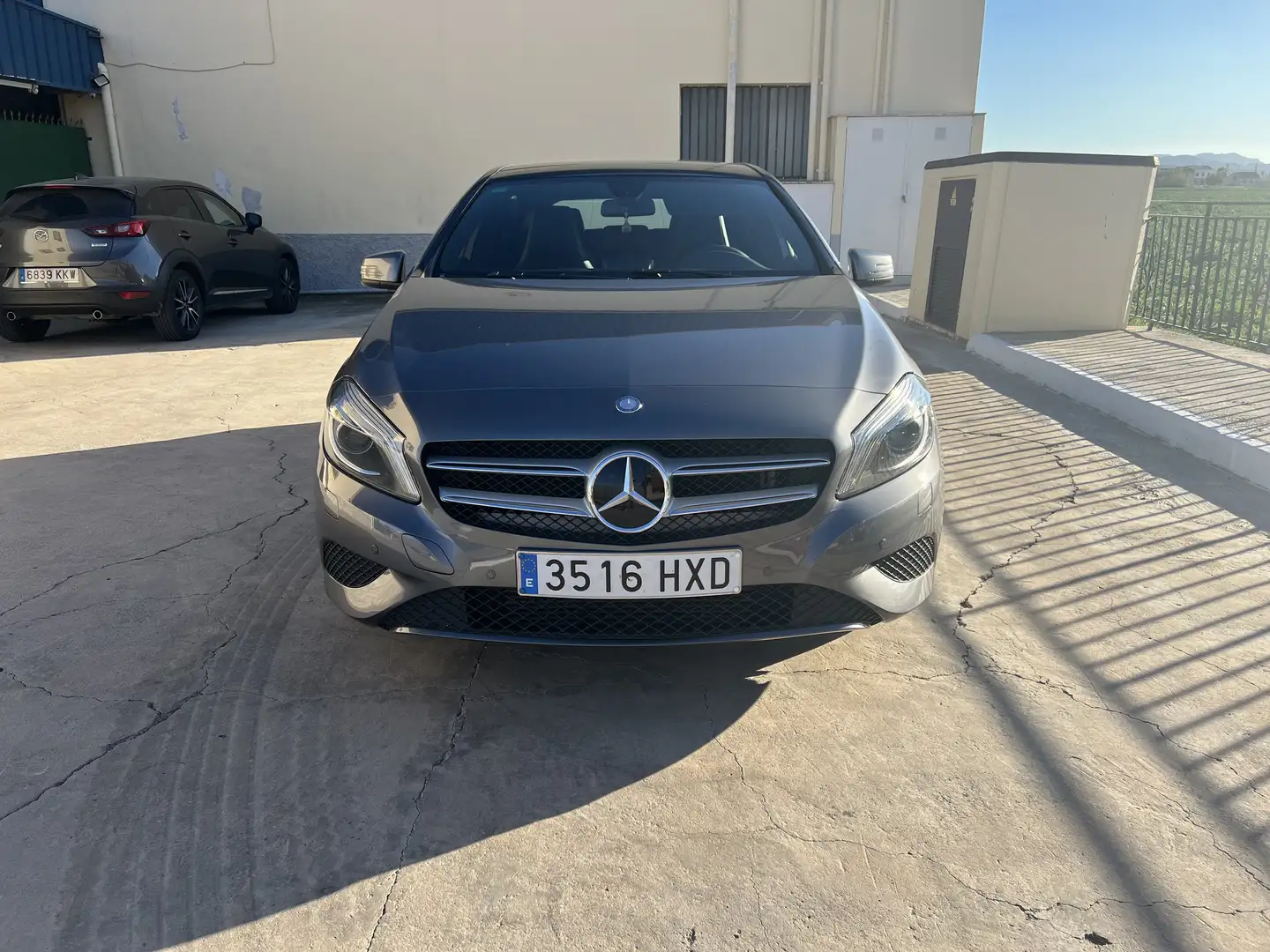 Mercedes-Benz A 180 CDI (BlueEFFICIENCY) Urban - 2