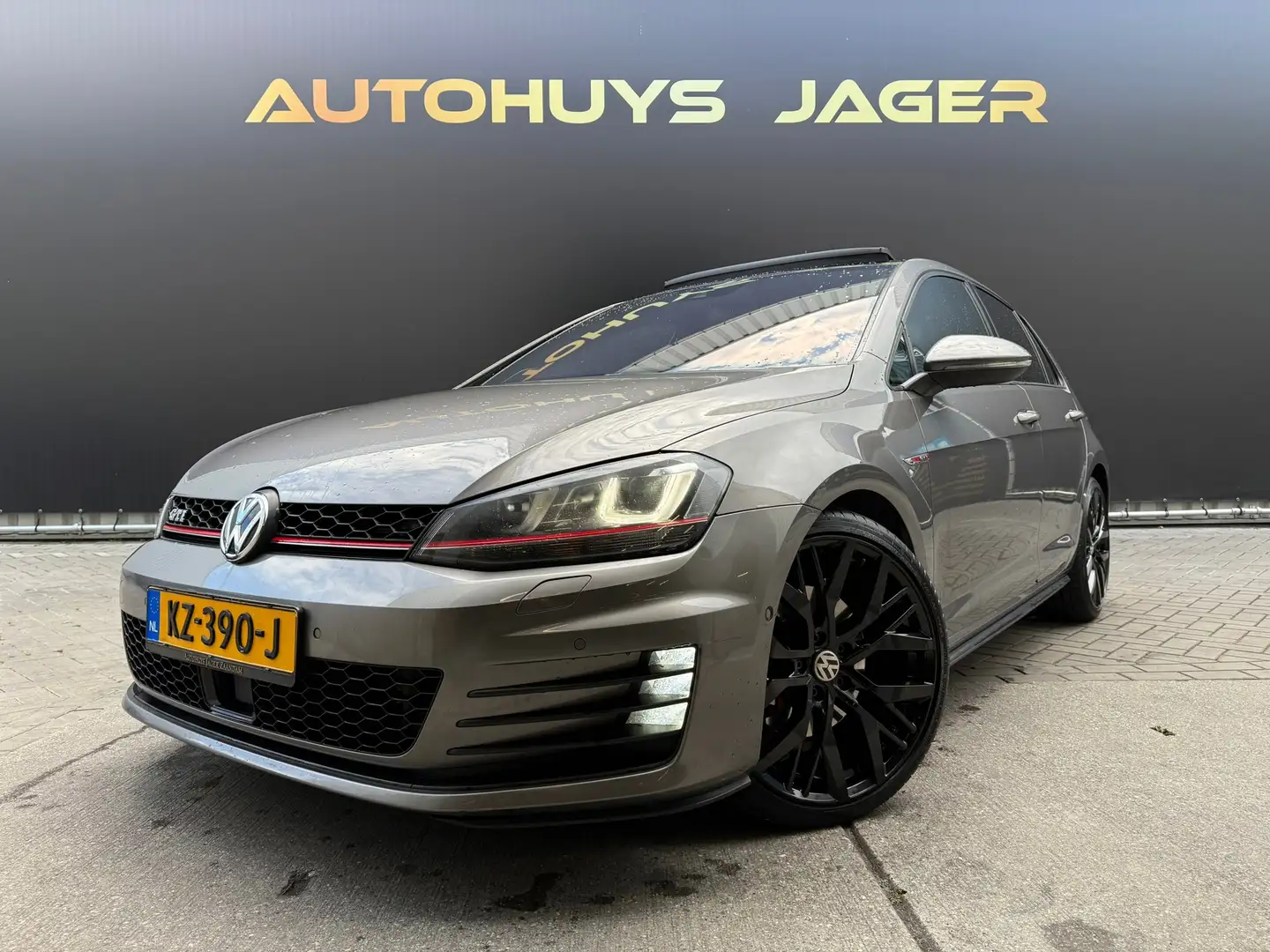 Volkswagen Golf GTI 2.0 TSI GTI|Pano|Dynaudio|Difuser|Leer|Camera Gris - 1