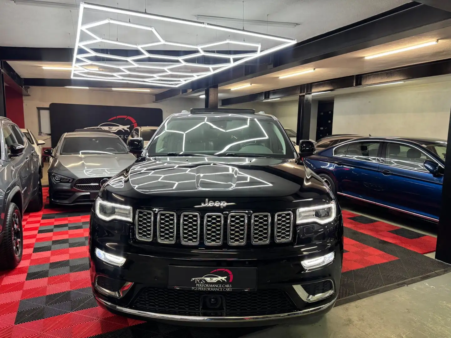 Jeep Grand Cherokee 3,0 V6 CRD Summit Schwarz - 2