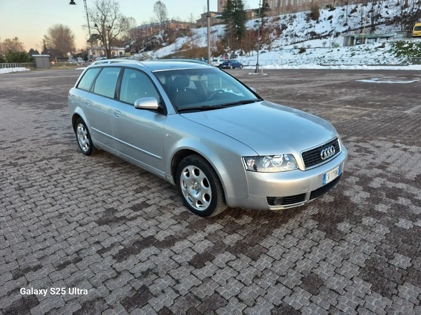 Audi A4 audi a4 cc1900 cv 130 6m sw Plateado - 2