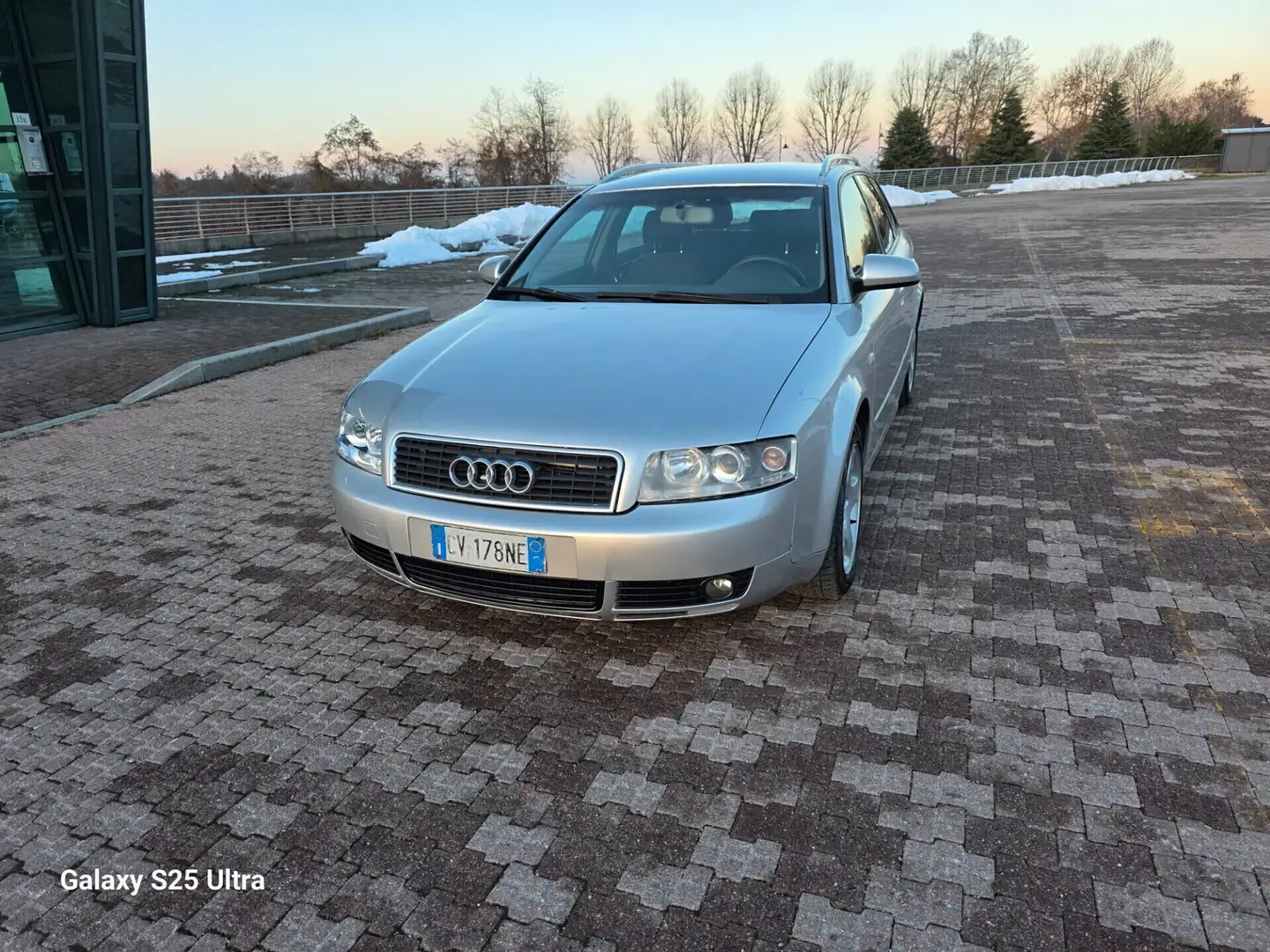 Audi A4 audi a4 cc1900 cv 130 6m sw Plateado - 1