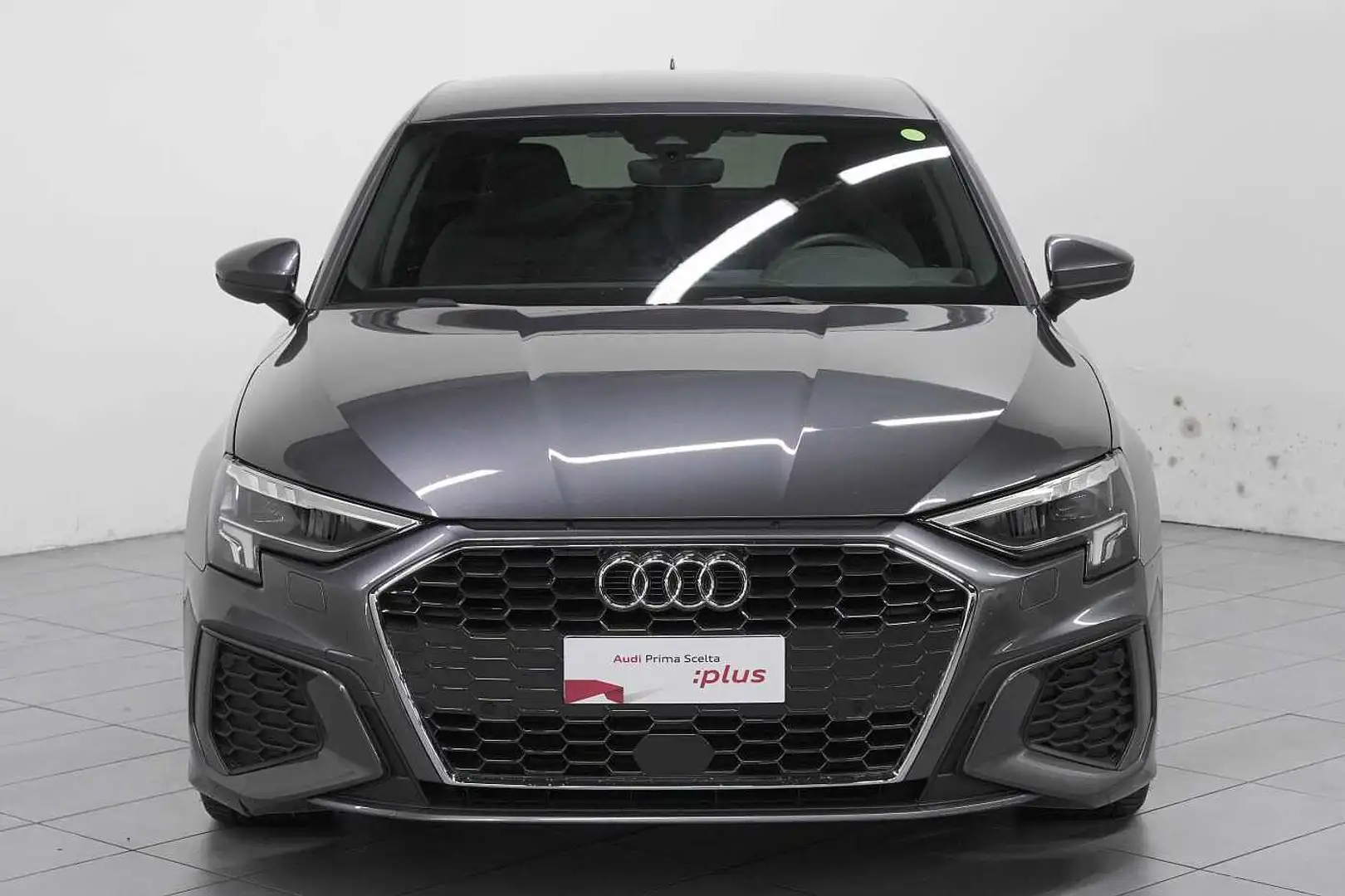 Audi A3 Sportback 2.0 TDI Stronic Sline Grigio - 2