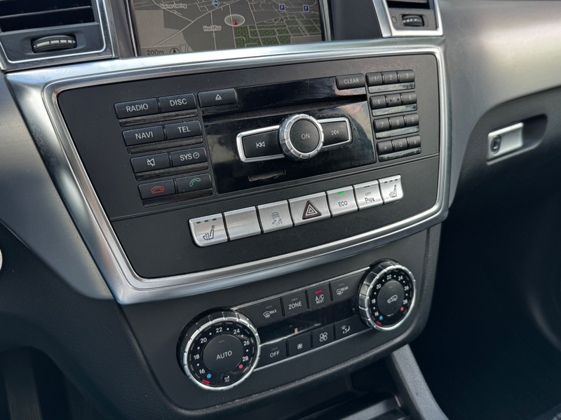 Mercedes-Benz ML 350 CDI BlueTec 4Matic AMG Sportpaket /Panora — photo 9