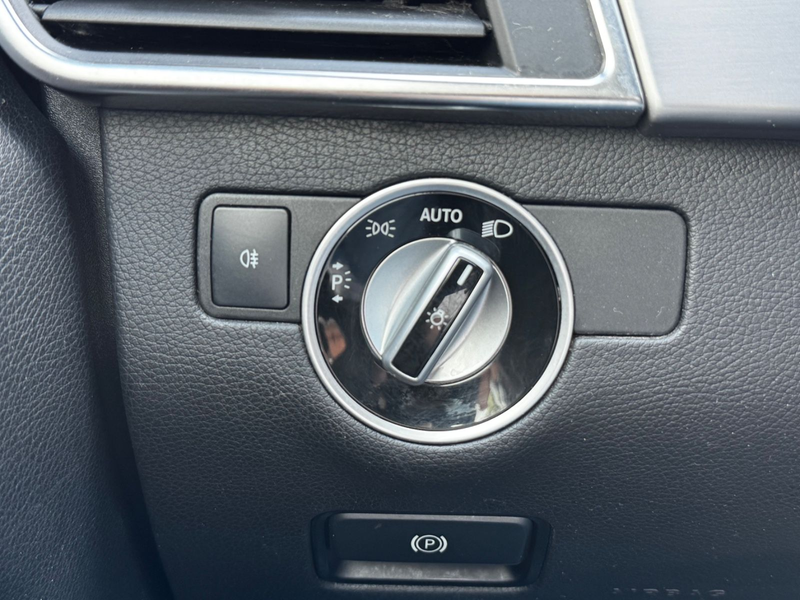 Mercedes-Benz ML 350 CDI BlueTec 4Matic AMG Sportpaket /Panora — photo 17