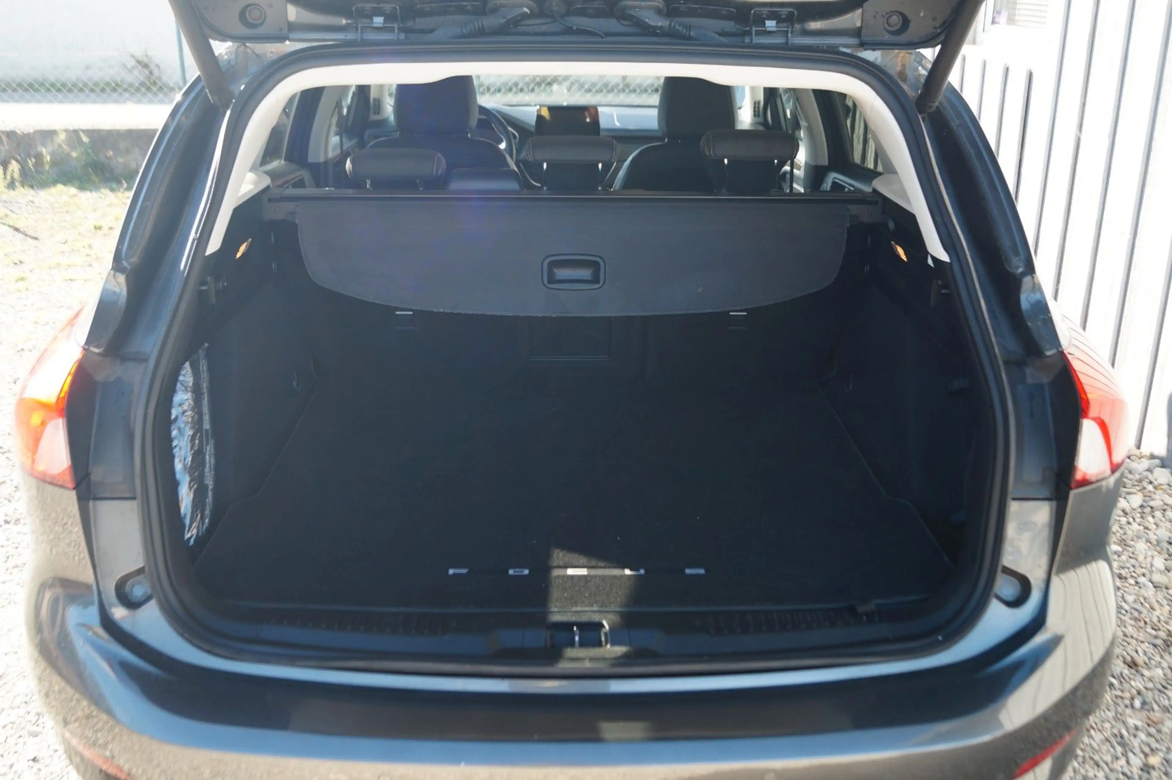 Ford Focus Turnier Vignale|Autom.|LED|LEDER|AHK — photo 7