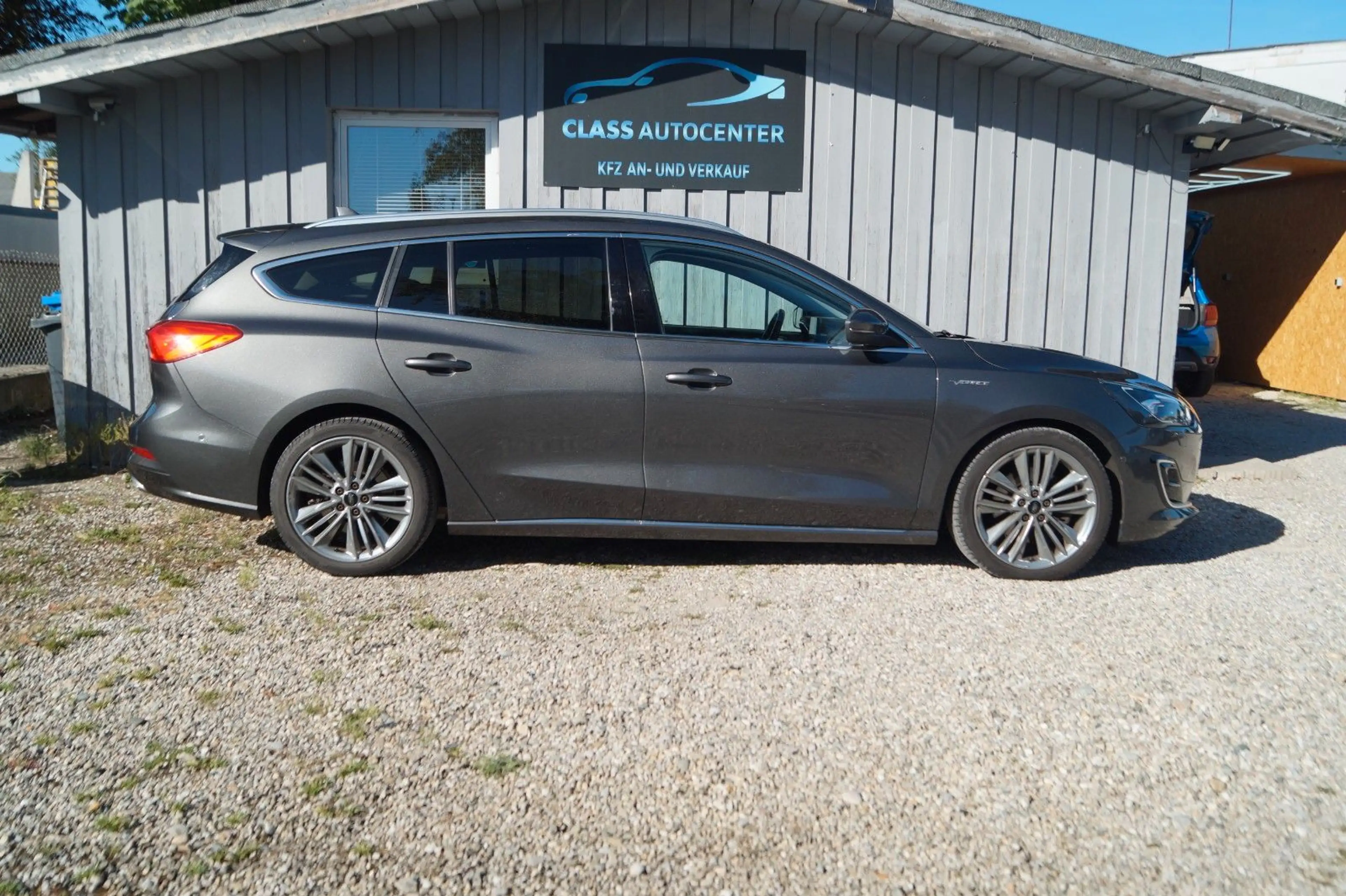 Ford Focus Turnier Vignale|Autom.|LED|LEDER|AHK — photo 4