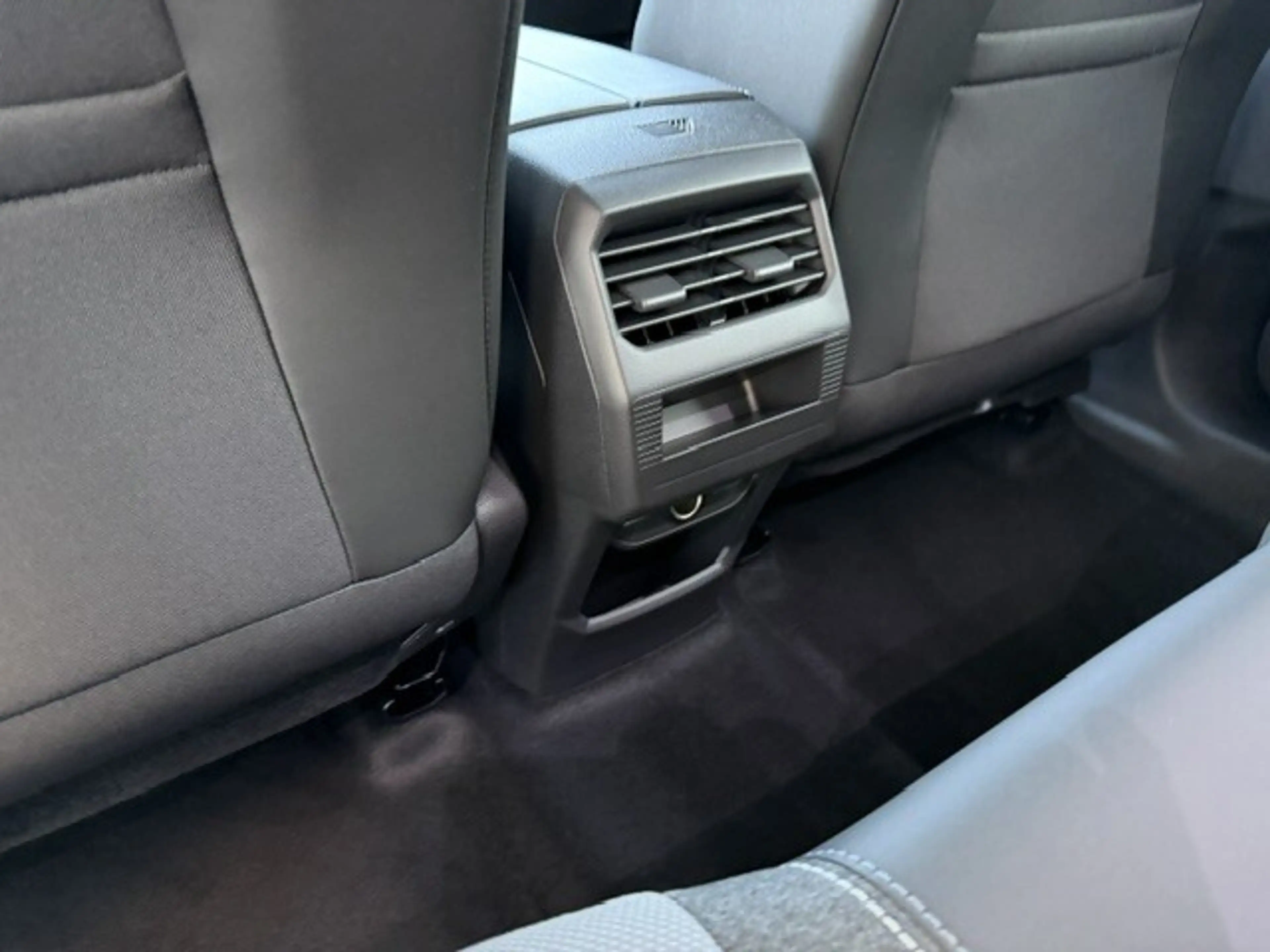 Opel Grandland 1.2 MHEV GS Aut. — photo 13