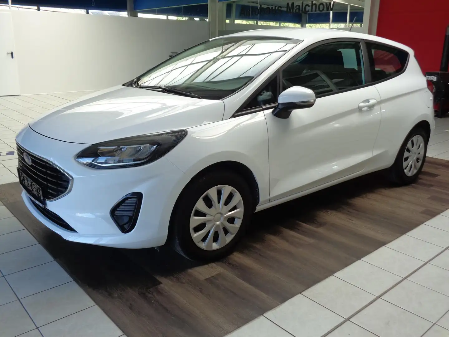 Ford Fiesta 1.1 Ti-VCT,PDC,Winterpak.DAB,Klima. Blanc - 2