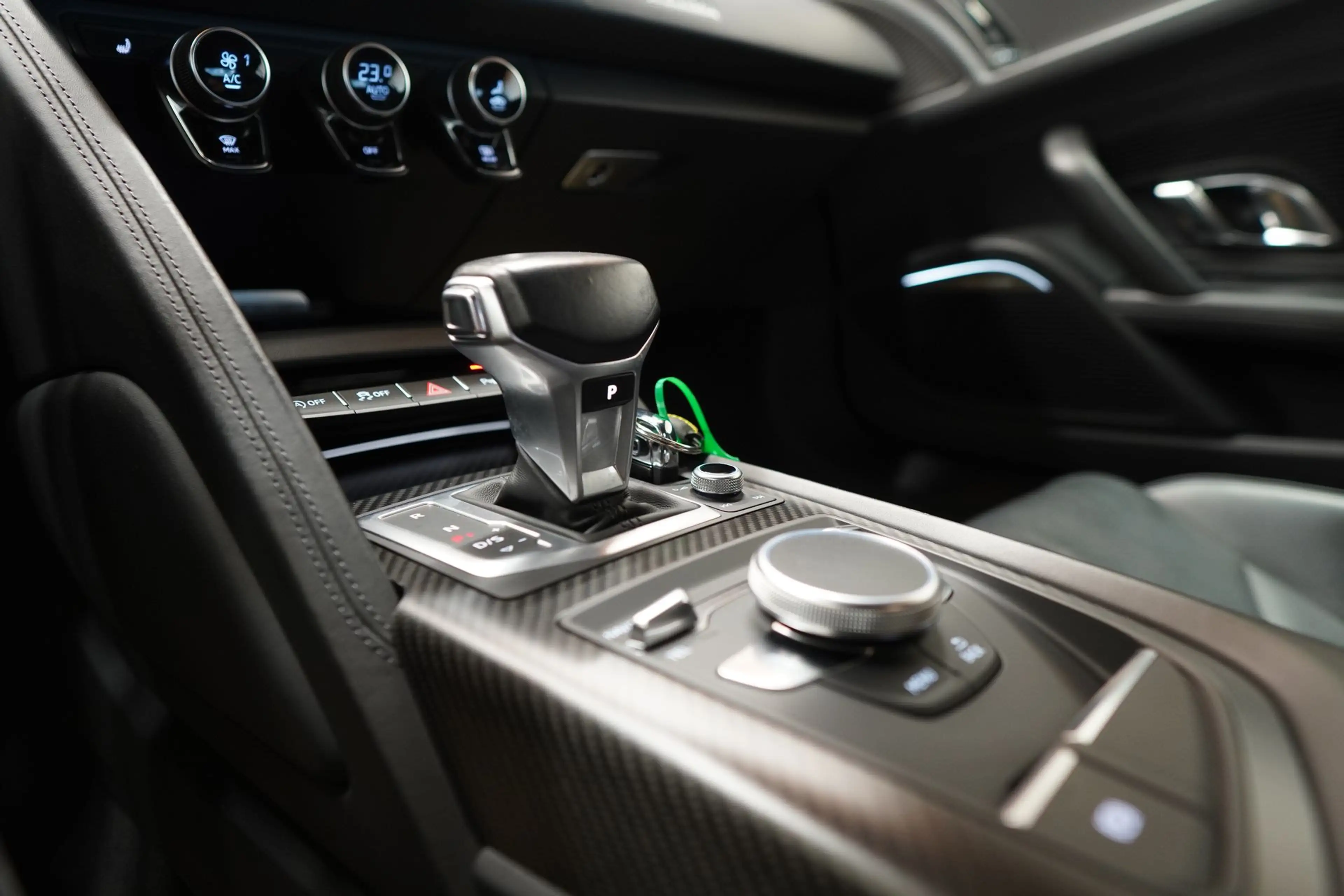 Audi R8 5.2 FSI quattro "PLUS" CERAMIC*CARBON*RECARO — photo 33