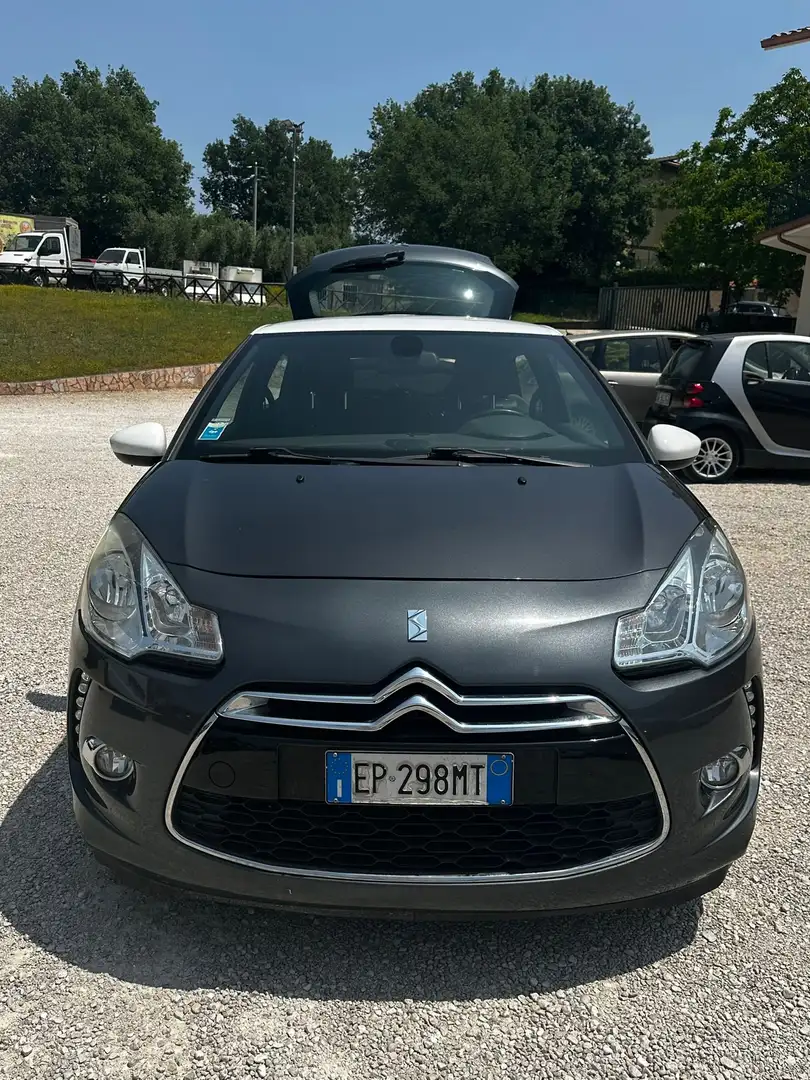 Citroen DS3 1.2 vti Just Black 82cv GPL Grigio - 2