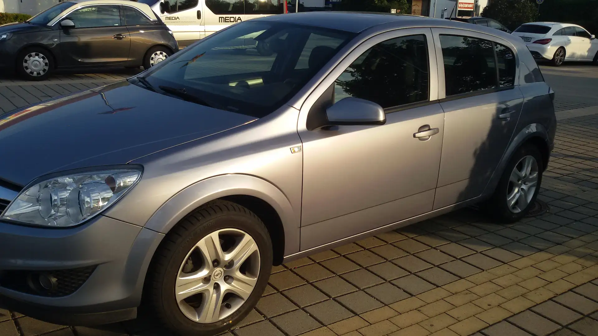 Opel Astra Astra 1.4 Silber - 1