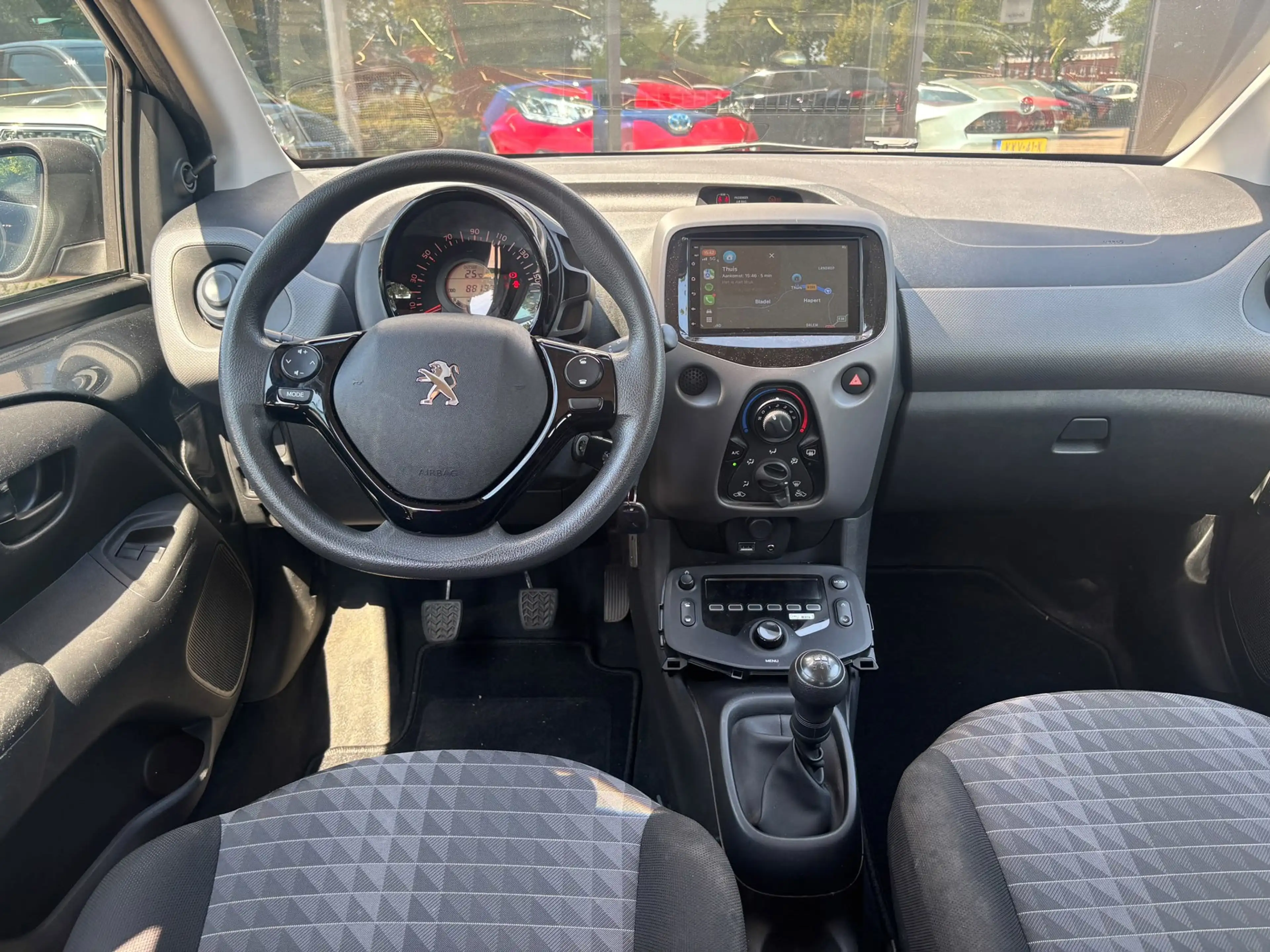 Peugeot 108 1.0 e-VTi Active|Carplay|Android auto — photo 4