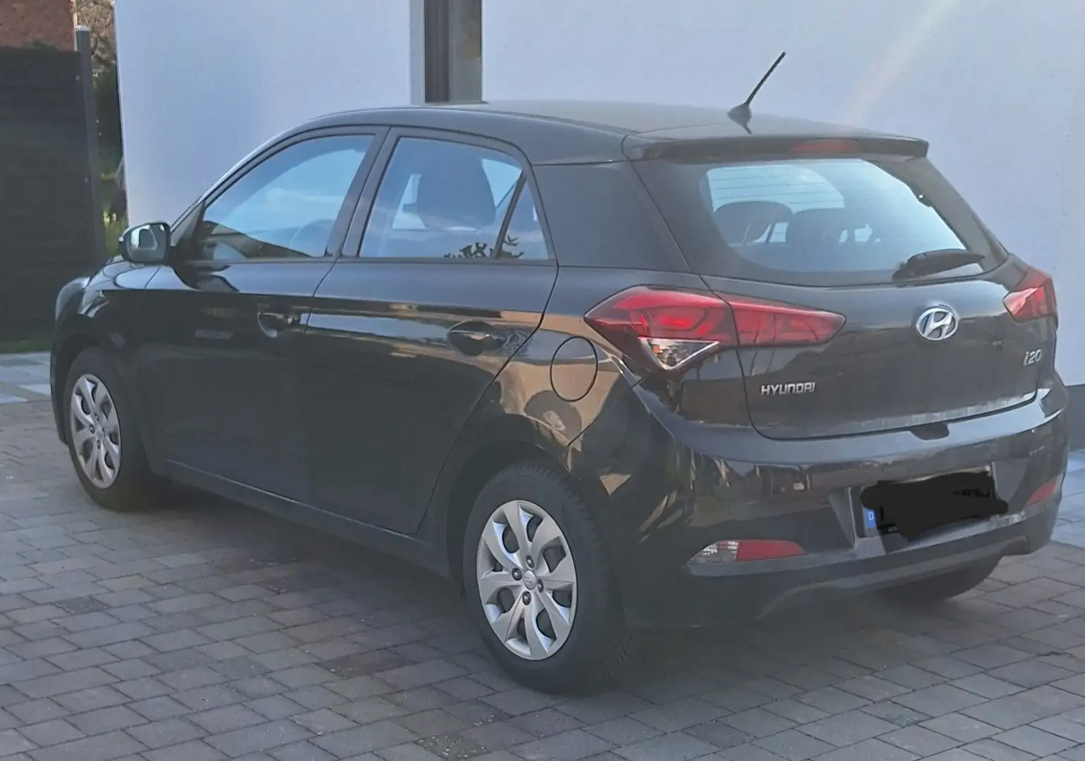 Hyundai i20 i20 Active Schwarz - 2
