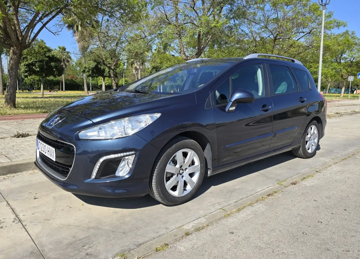 Peugeot 308 SW 1.6e-HDi Active 115 Azul - 1