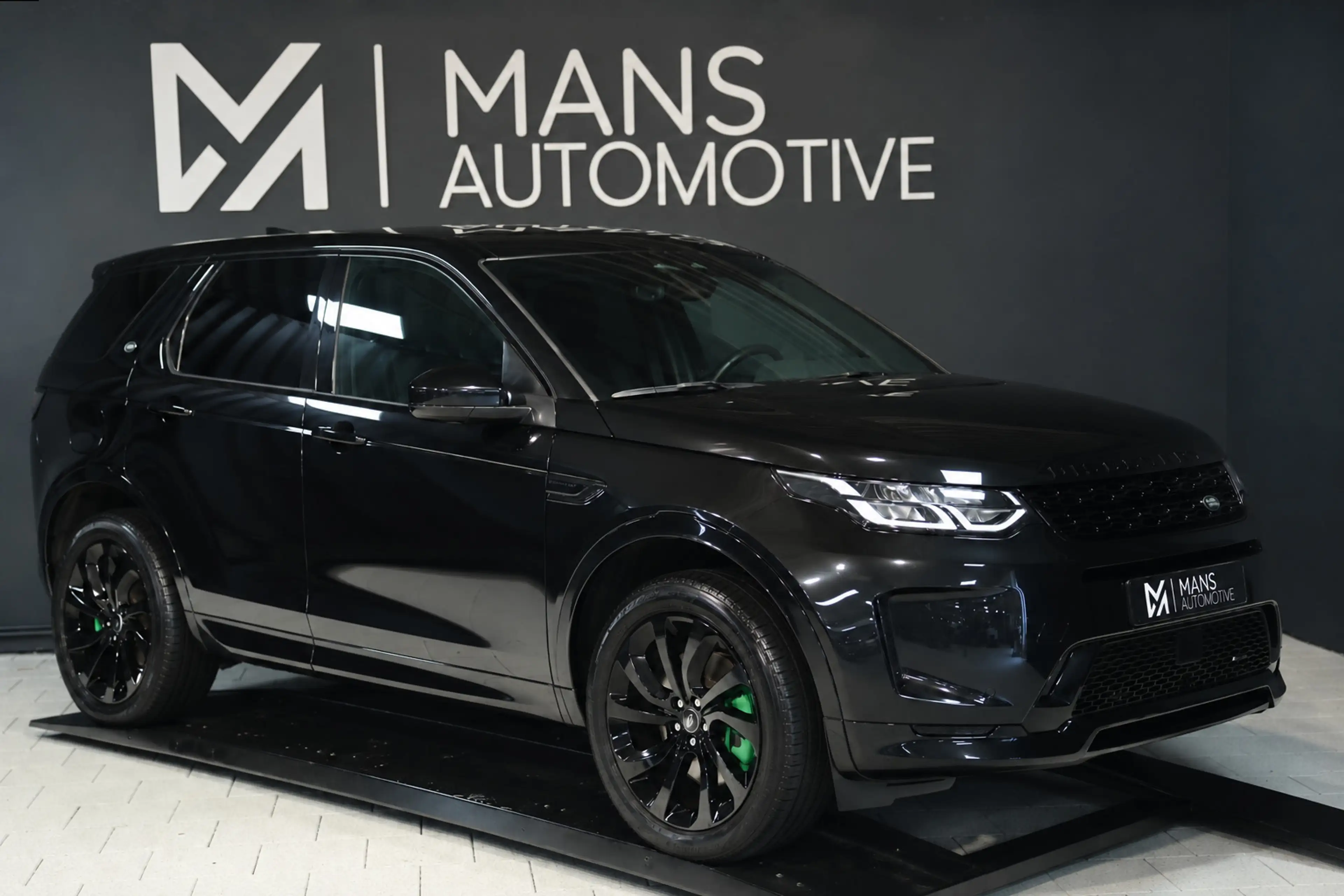 Land Rover Discovery Sport P300e 1.5 R-Dynamic S Black Edition / PANO / ACC / — photo 34