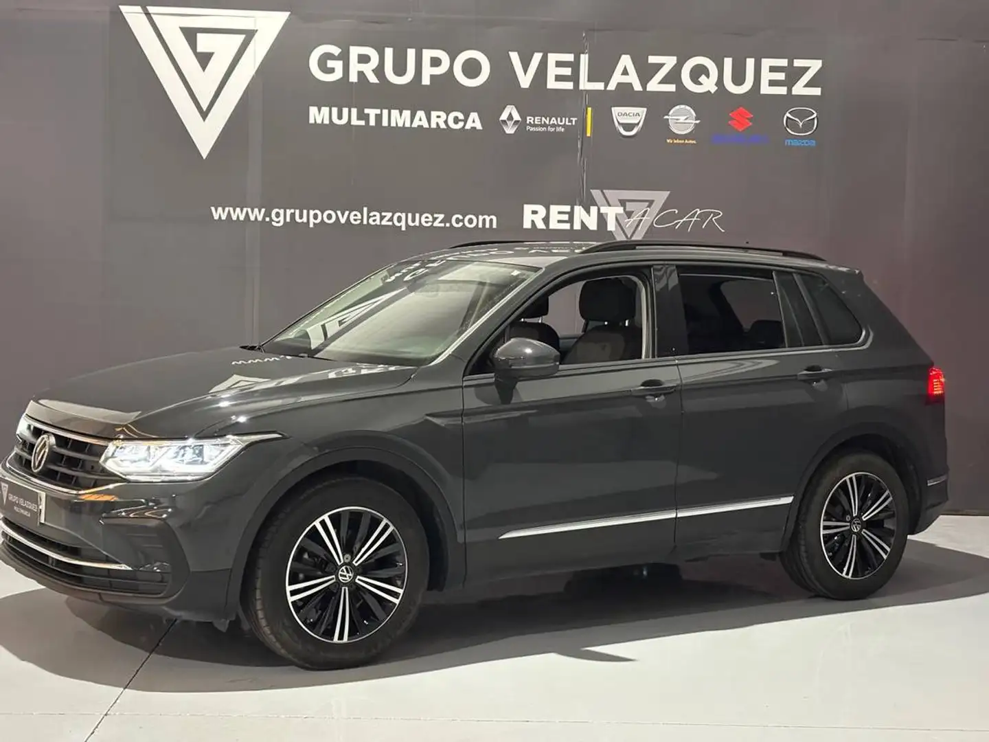 Volkswagen Tiguan 2.0TDI Life DSG 110kW Grau - 1