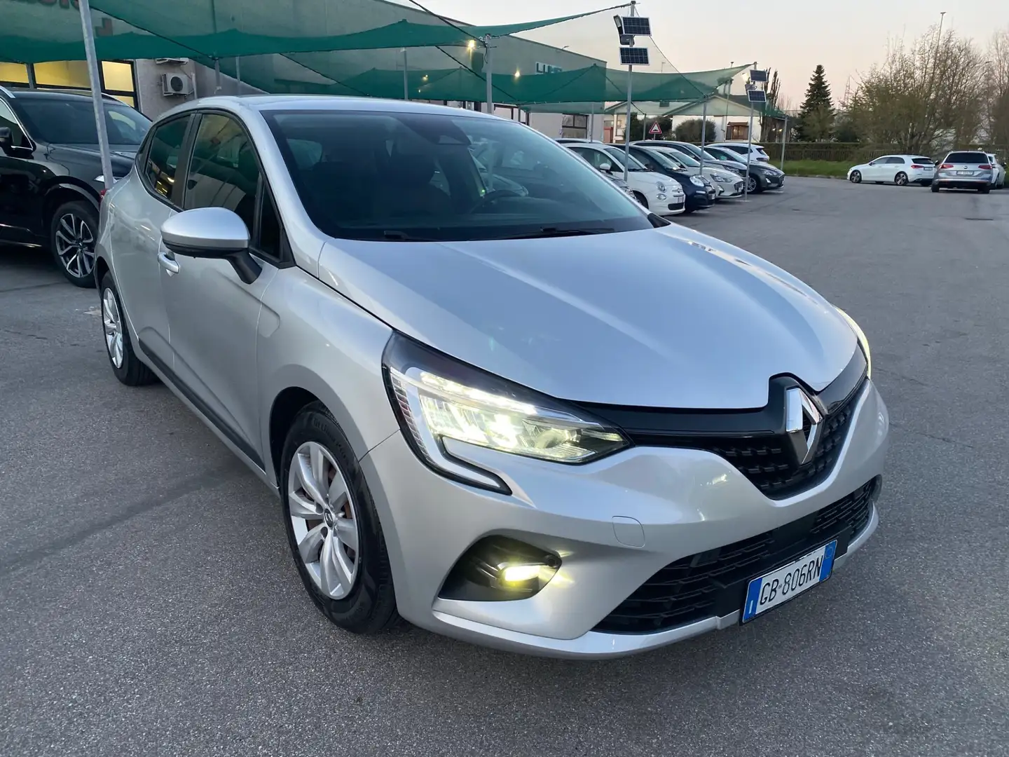 Renault Clio Blue dCi 8V 85 CV 5 porte Intens Grigio - 1