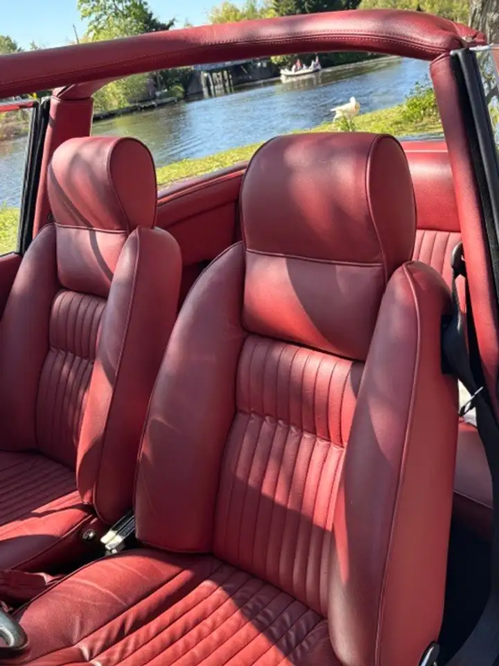 Triumph Stag MK II Convertible, foto 8
