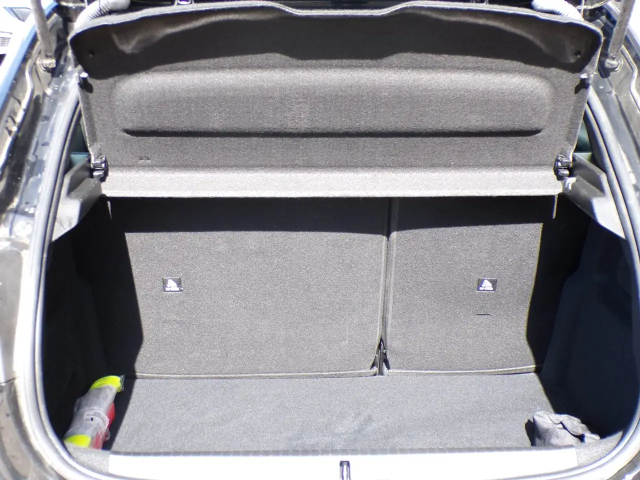 Peugeot 208 208 — photo 18