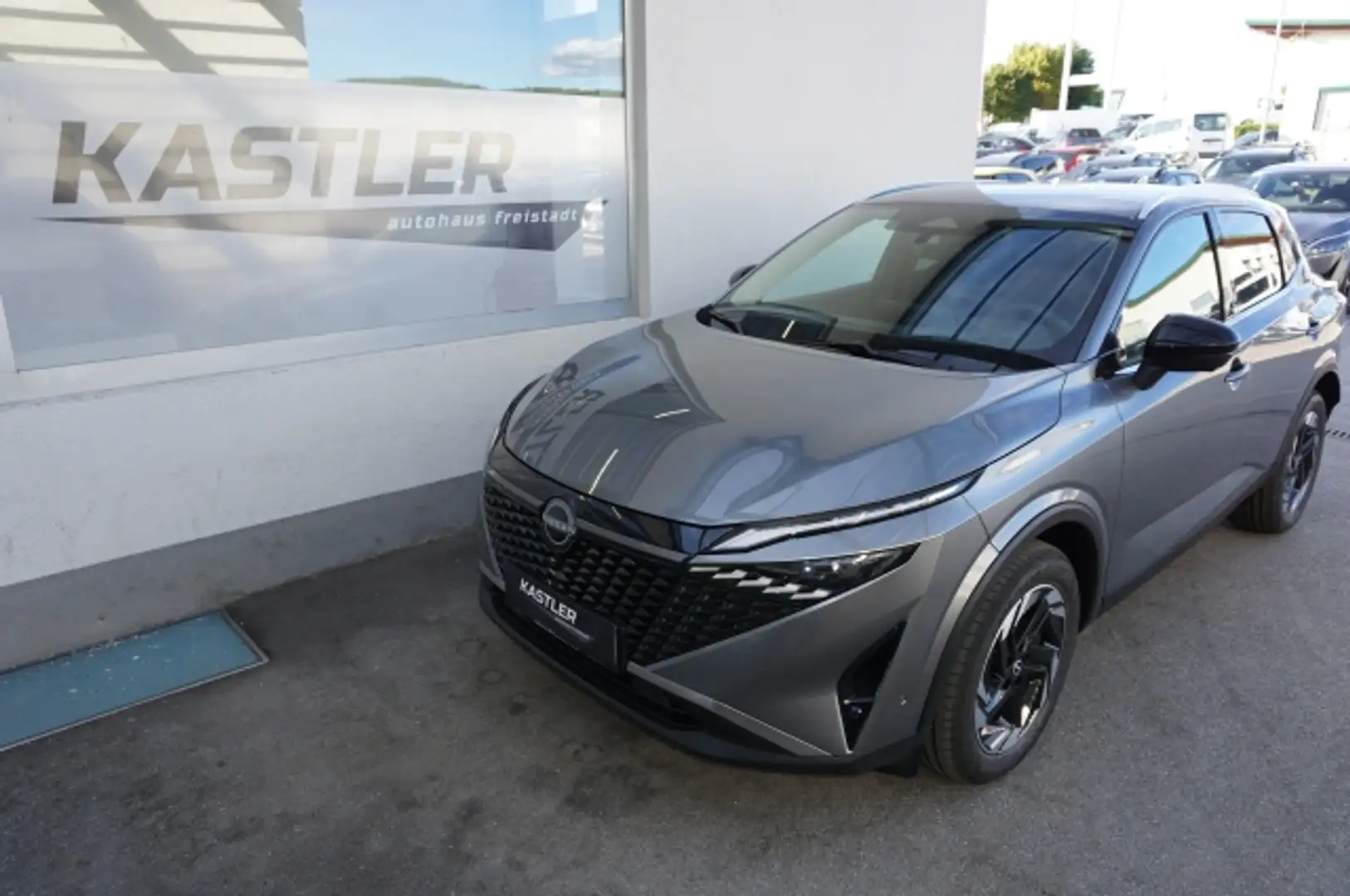 Nissan Qashqai Qashqai N-Connecta+ e-Power 205PS Neu Grau - 1