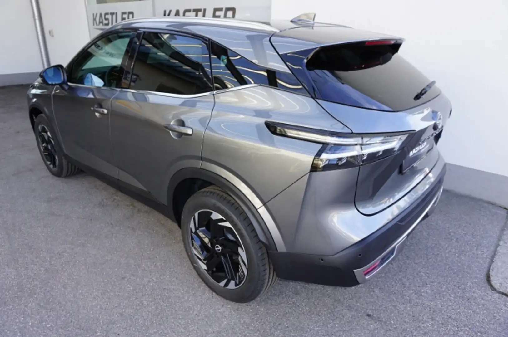 Nissan Qashqai Qashqai N-Connecta+ e-Power 205PS Neu Grau - 2