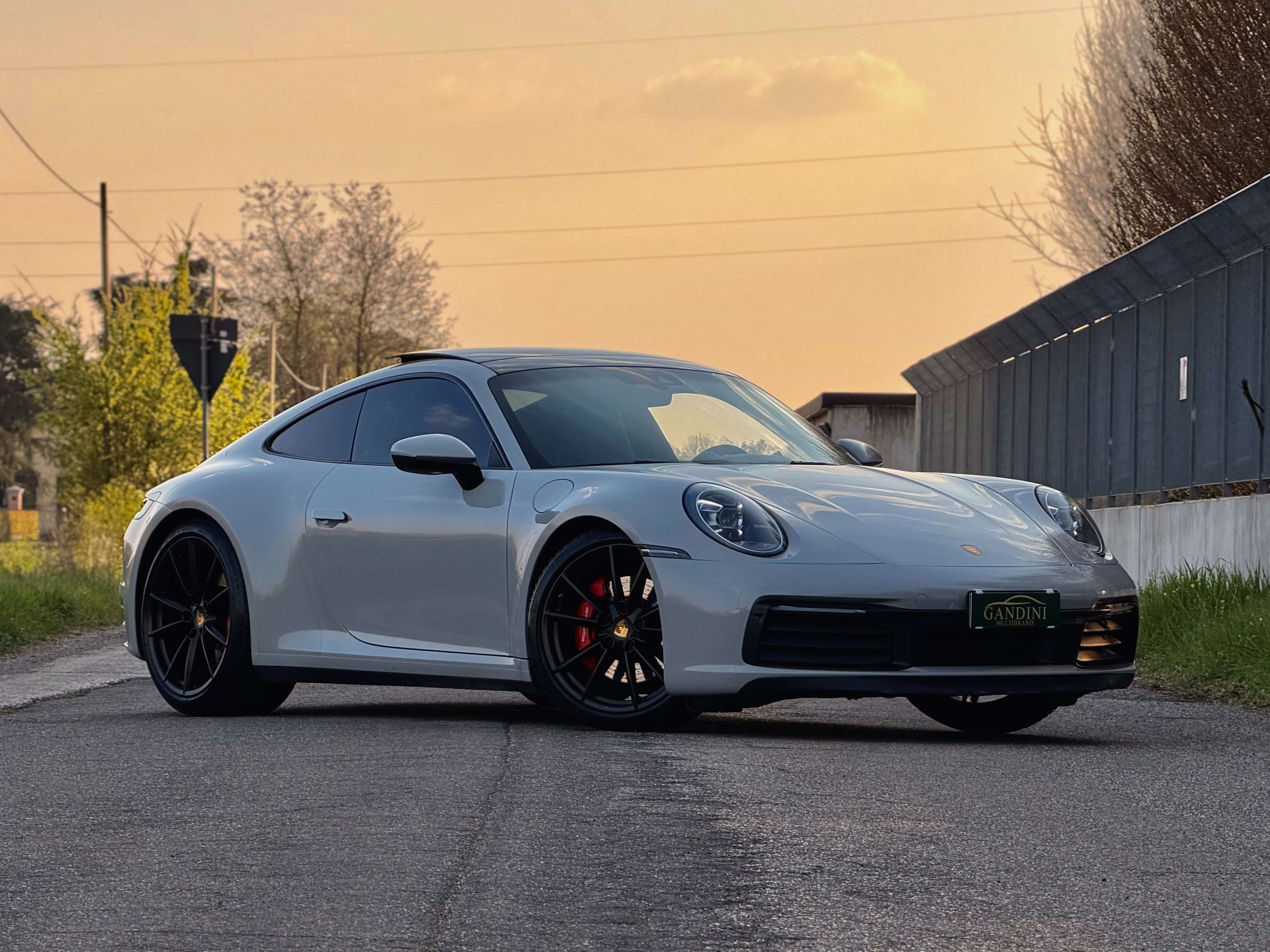 Porsche 992