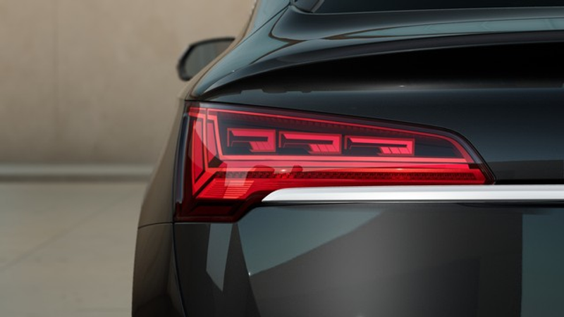 Audi Q5 Sportback 40 TDI quattro S line Business LM20 A... — photo 10