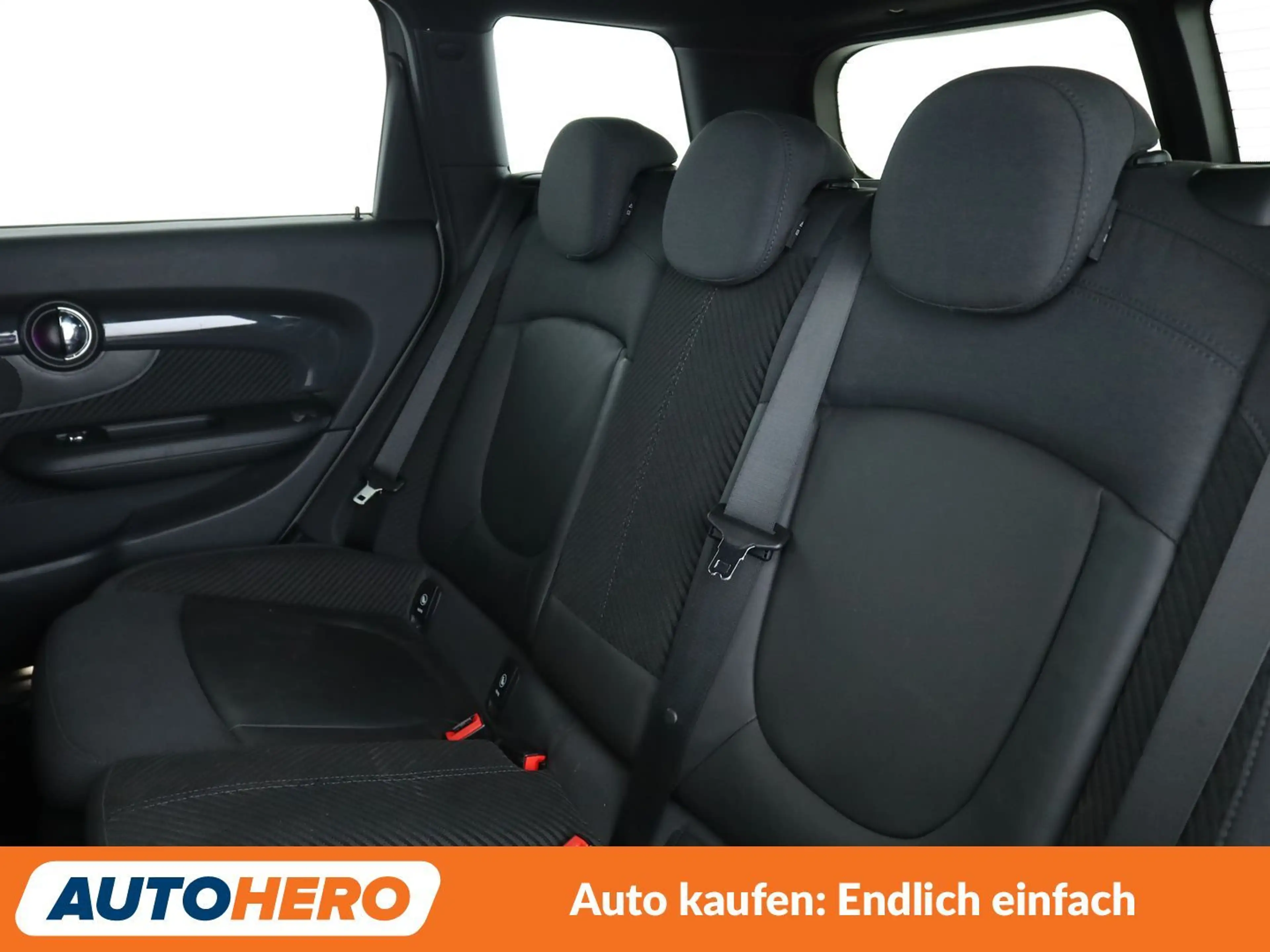 MINI Cooper S Clubman Cooper S *NAVI*LED*TEMPO*CAM*PDC*SHZ*ALU*KLIMA* — photo 14