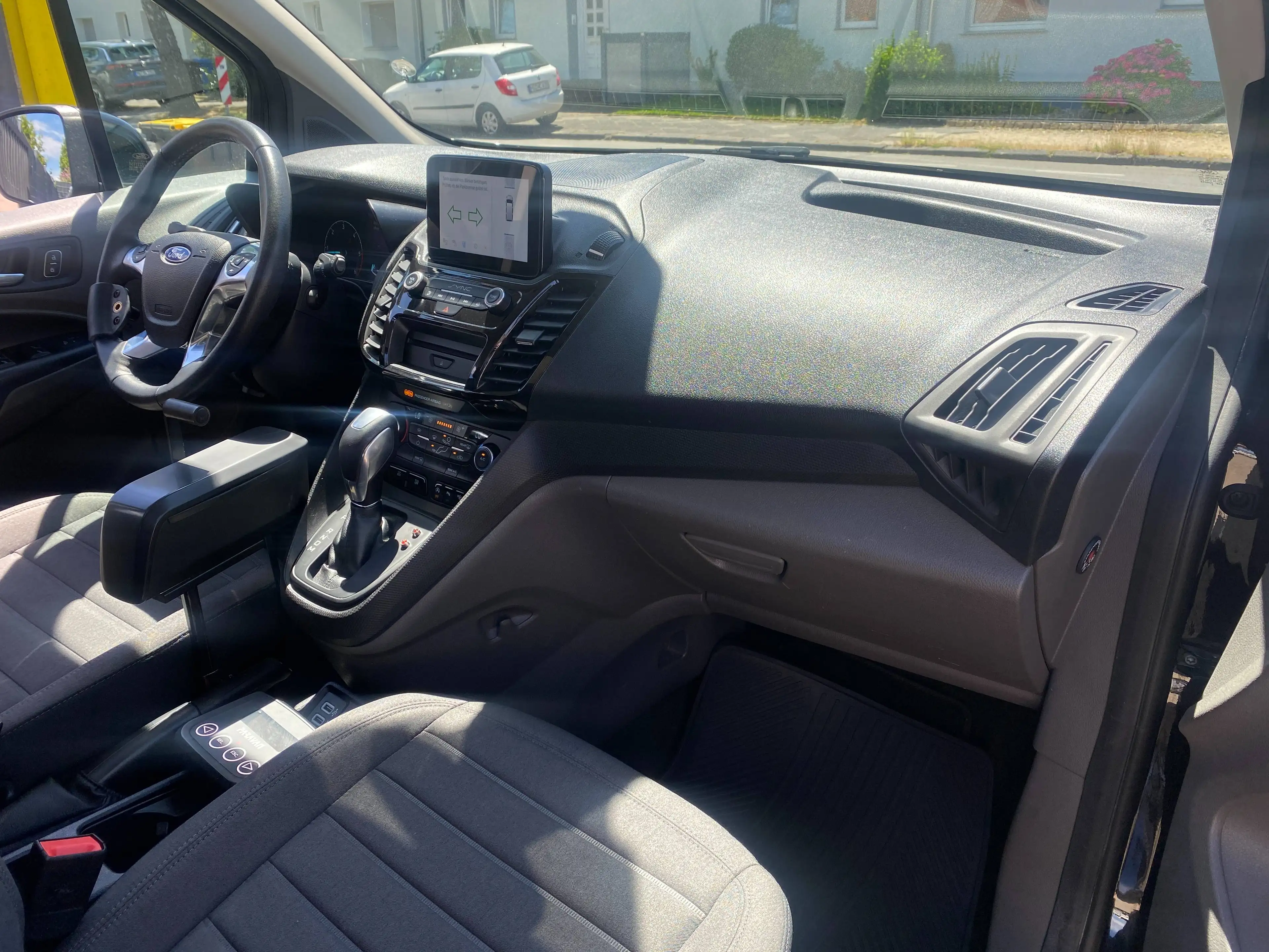 Ford Grand Tourneo Titanium Paravan Umbau | ab 4,99% | Garantie | 1.Hand | — photo 9