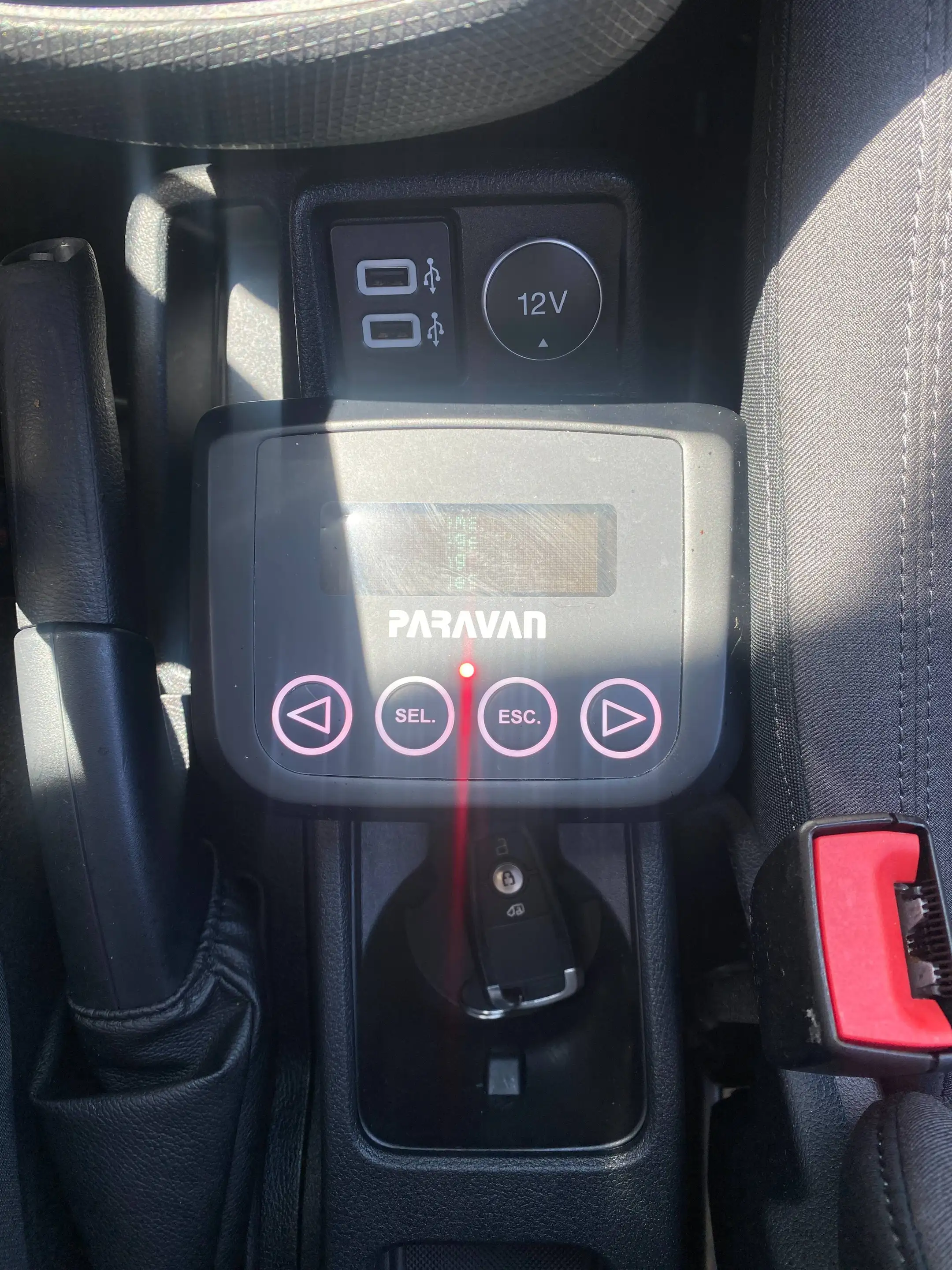 Ford Grand Tourneo Titanium Paravan Umbau | ab 4,99% | Garantie | 1.Hand | — photo 12